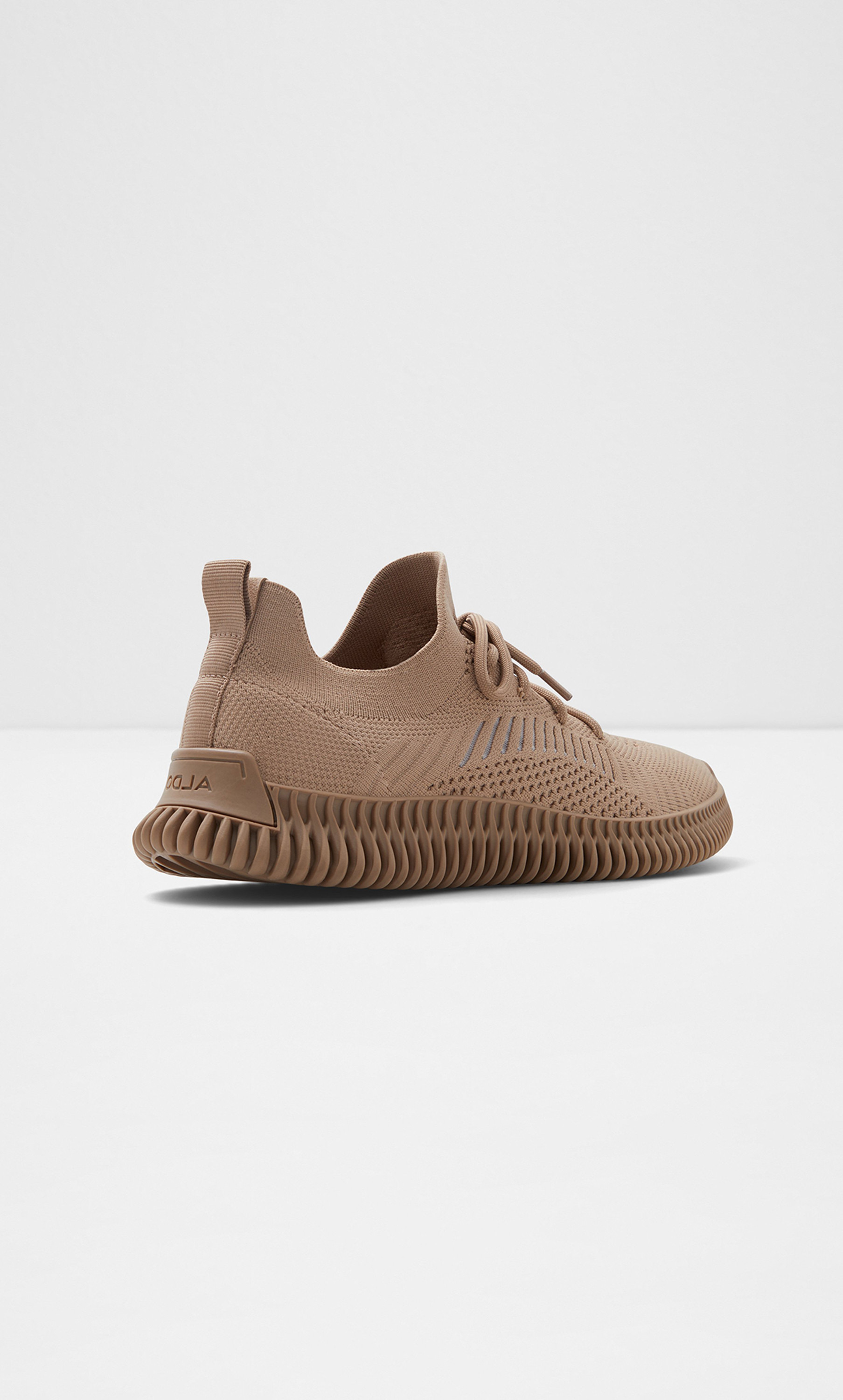 حذاء ذو سنيكرز من ألدو جيلجاي لو توب للرجال-men-shoes-sneakers-image-2