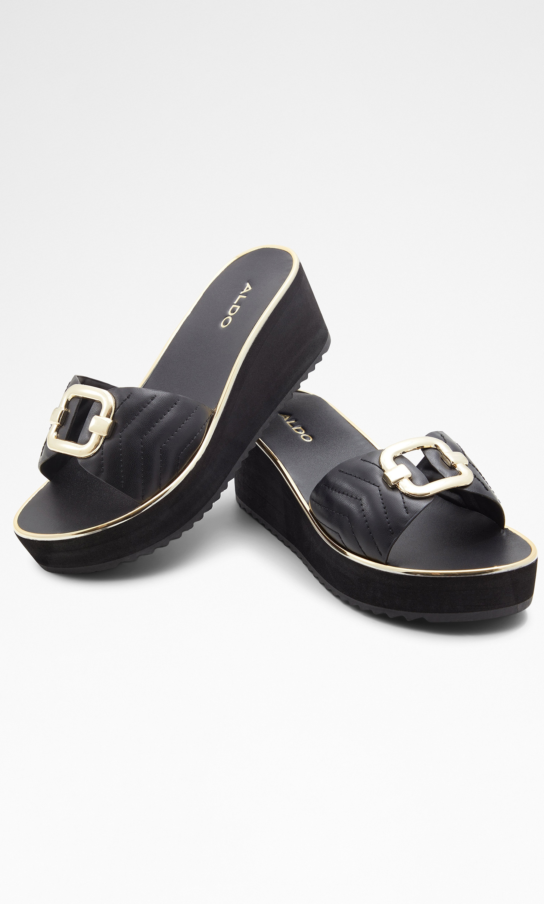 حذاء ويدج نسائي مزين بجلد الأفعى باللون البيج ومفتوح من الأمام من ألدو أونيلان-women-shoes-heels-image-14