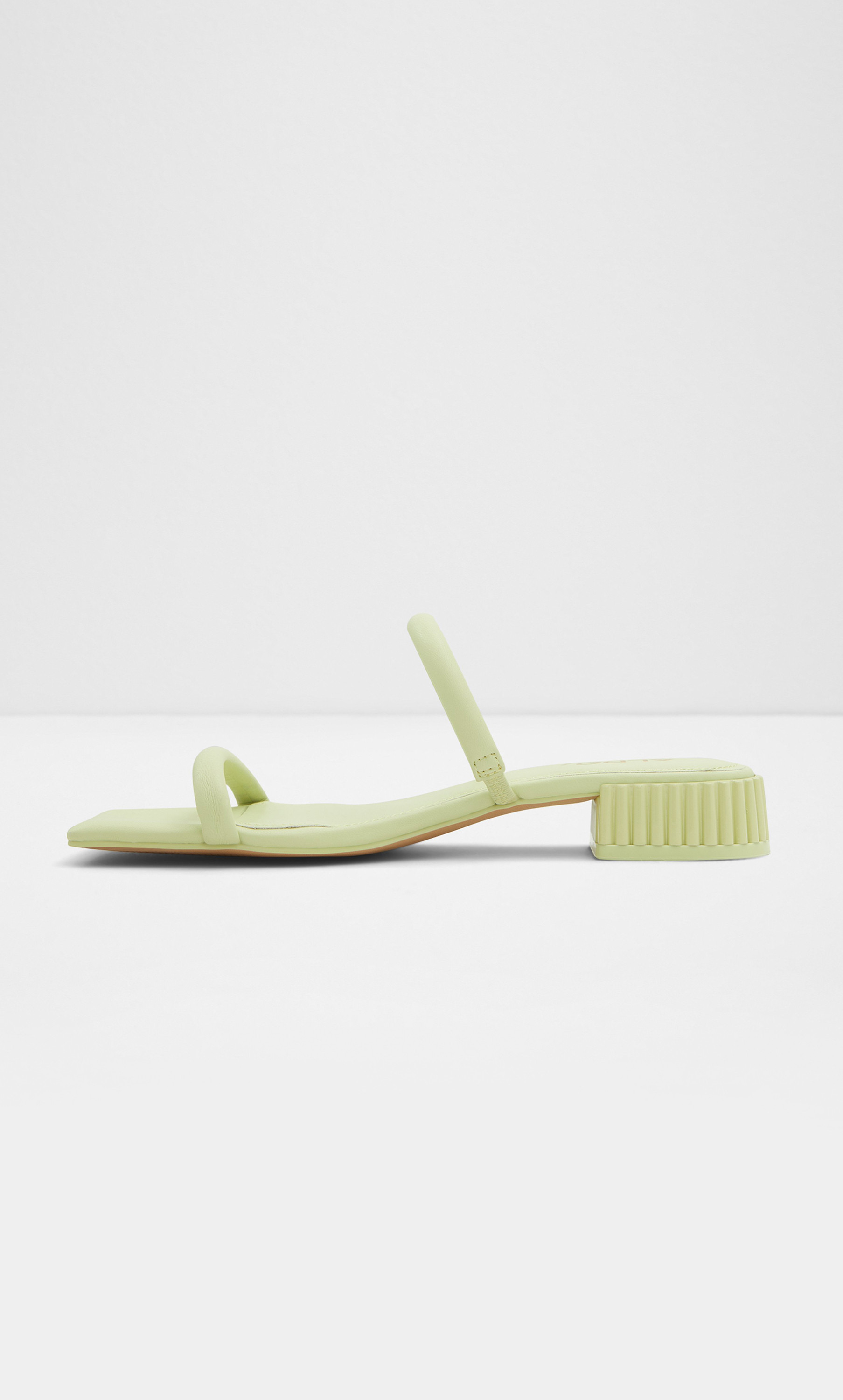  صندل بيونا من ألدو للنساء مفتوحة الأصبع من الأمام للنساء-women-shoes-sandals-flats-image-8