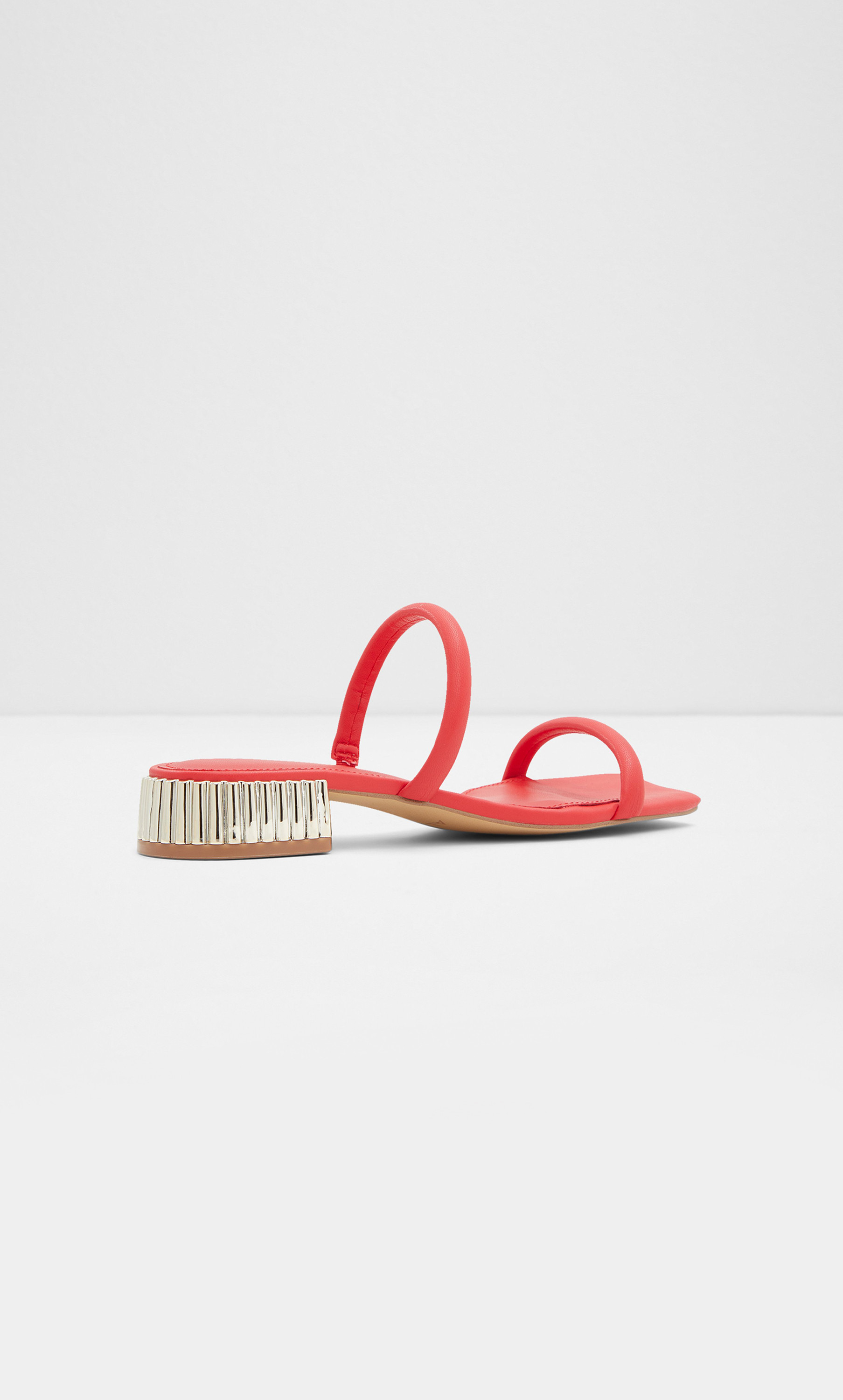  صندل بيونا من ألدو للنساء مفتوحة الأصبع من الأمام للنساء-women-shoes-sandals-flats-image-14