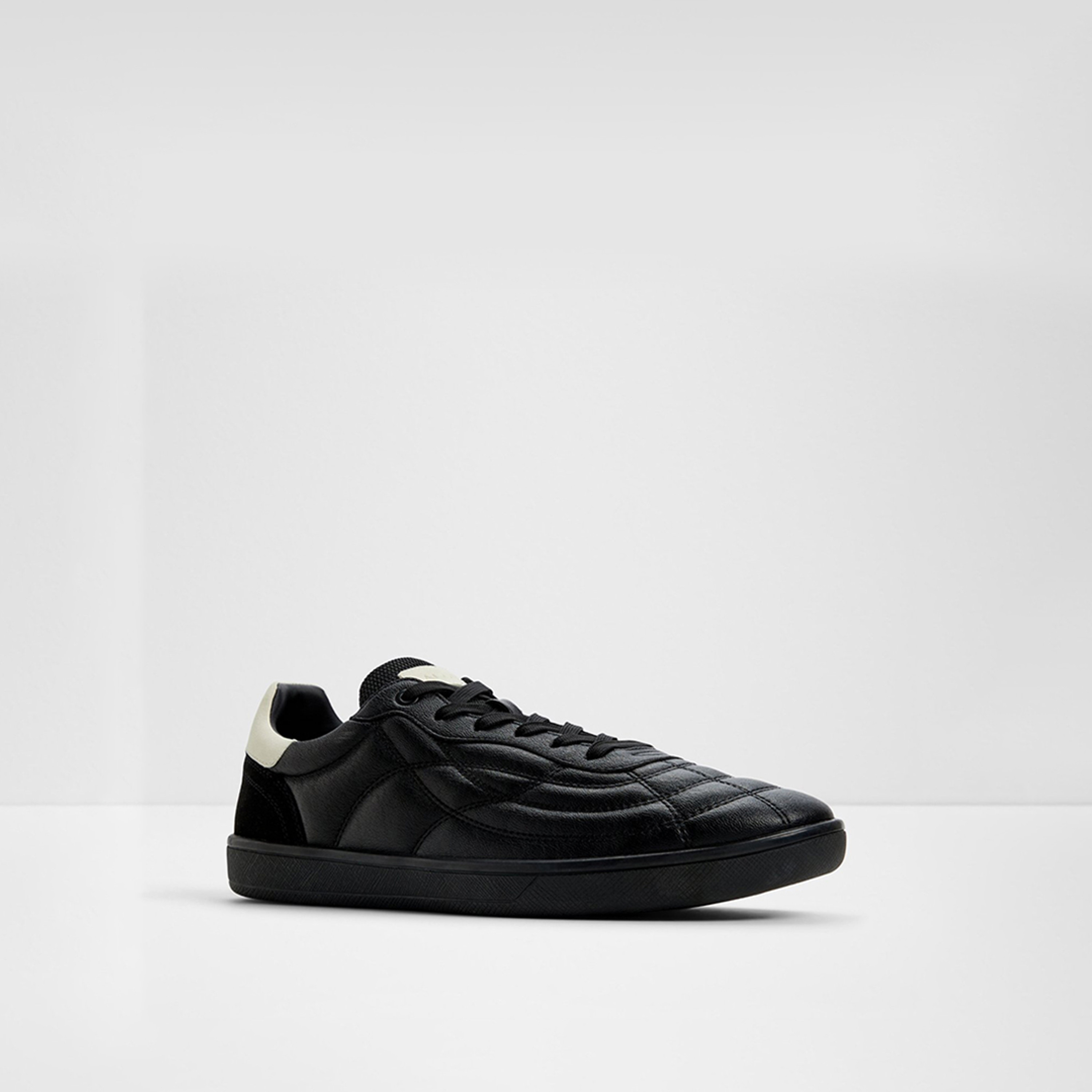 الدو - حذاء رياضي للرجال برباط كاحل منخفض | 20THEPITCH-men-shoes-sneakers-image-1