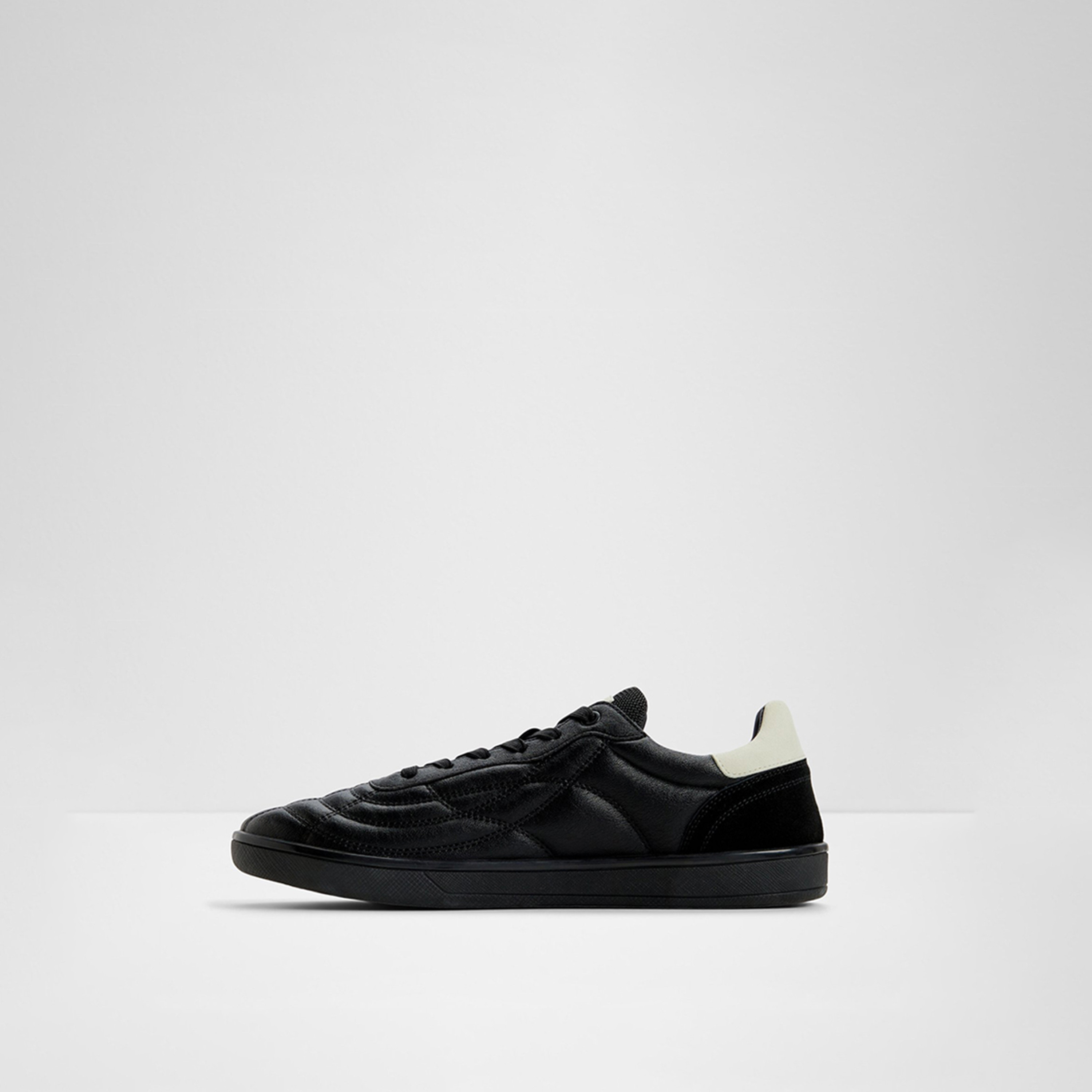 الدو - حذاء رياضي للرجال برباط كاحل منخفض | 20THEPITCH-men-shoes-sneakers-image-4
