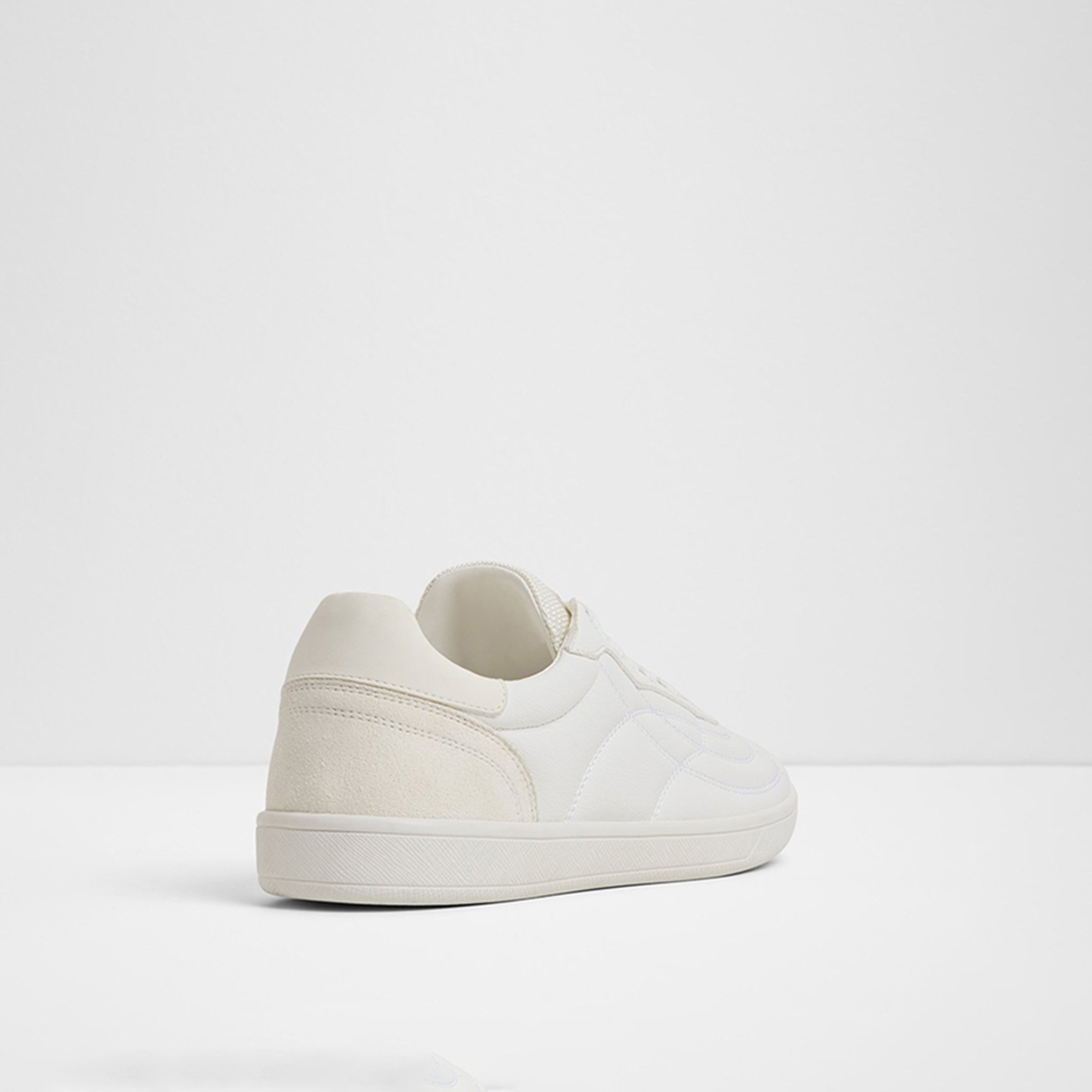 الدو - حذاء رياضي للرجال برباط كاحل منخفض | 20THEPITCH-men-shoes-sneakers-image-10