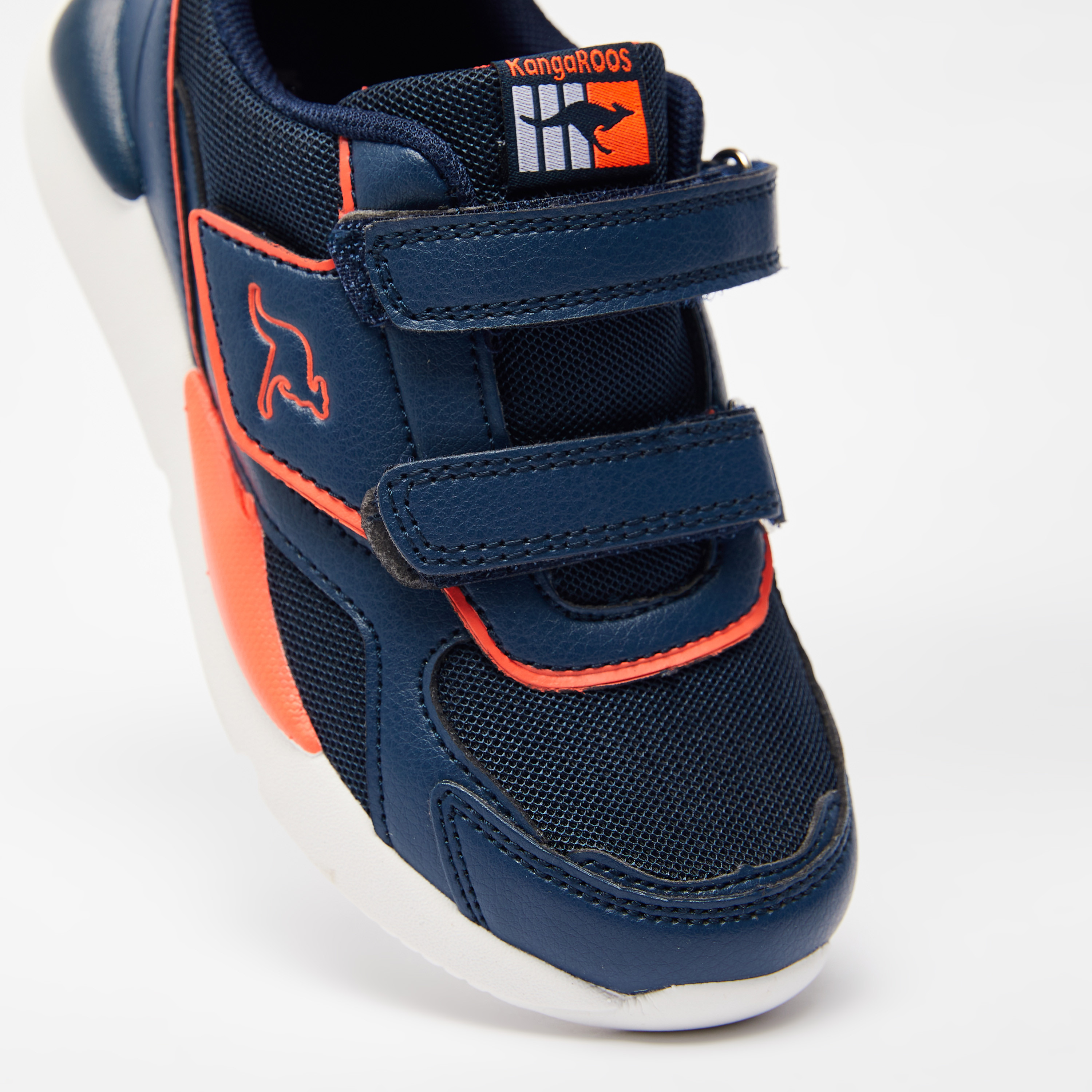 حذاء مشي بشريط إغلاق لاصق للأولاد من كانجاروز-sports-boys-shoes-image-4