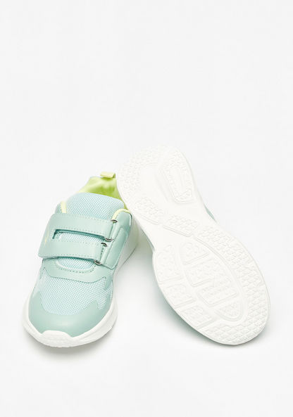 Dash Textured Low-Ankle Sneakers with Hook and Loop Closure-Girl%27s Sports Shoes-image-2