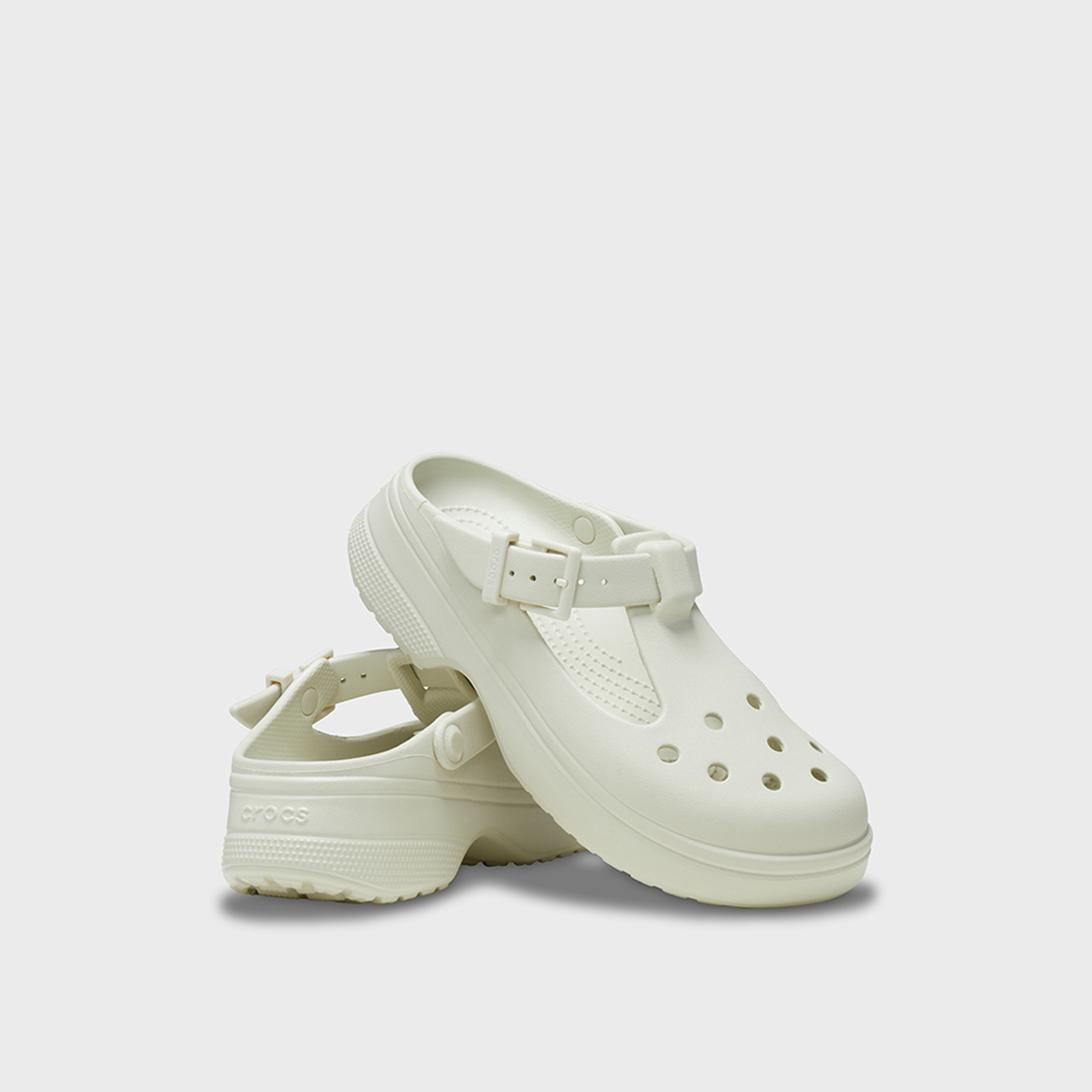 كروكس- شبشب ماري جين كلاسيكي سهل الارتداء للنساء | 210581-0HZ-women-shoes-sandals-flats-image-1
