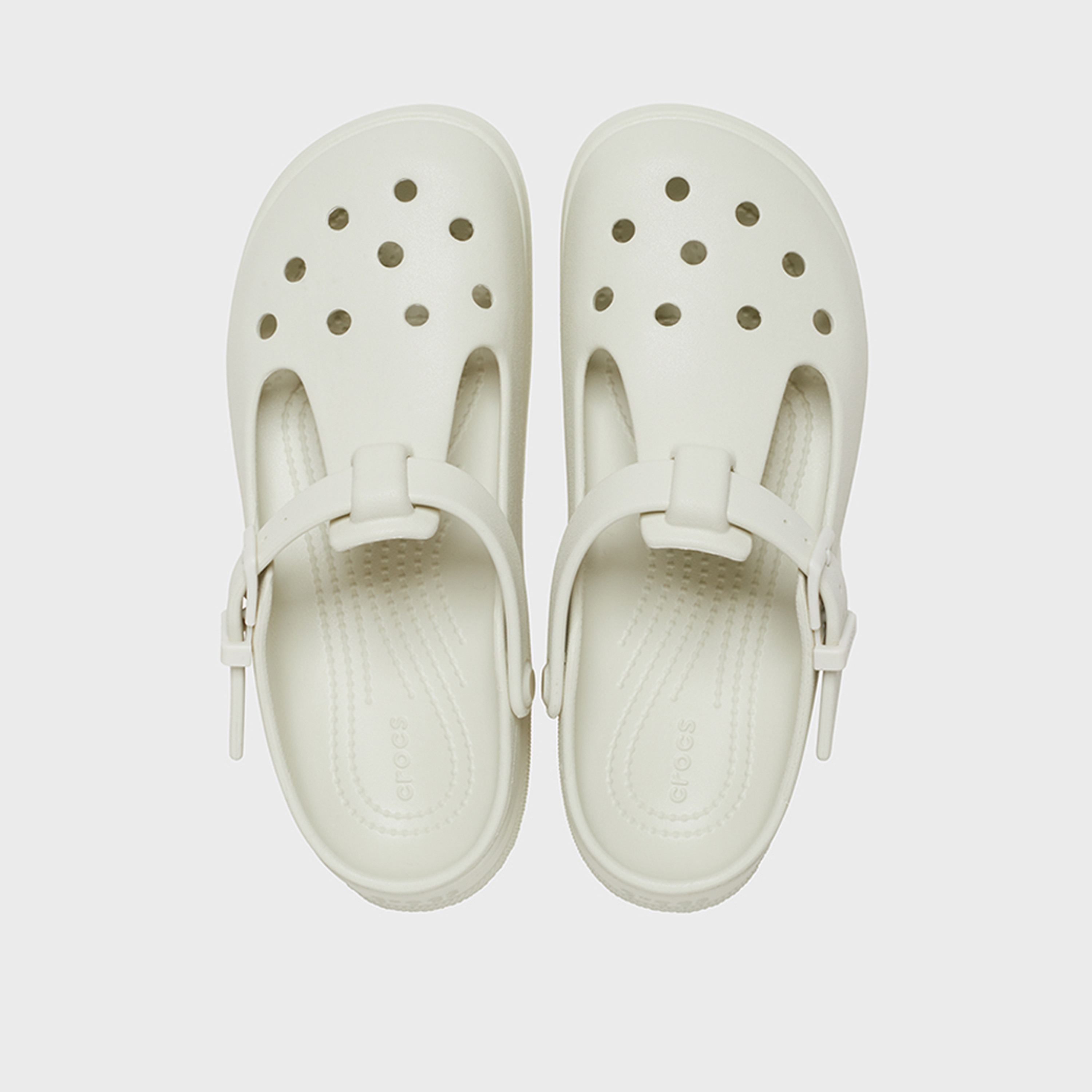 كروكس- شبشب ماري جين كلاسيكي سهل الارتداء للنساء | 210581-0HZ-women-shoes-sandals-flats-image-2