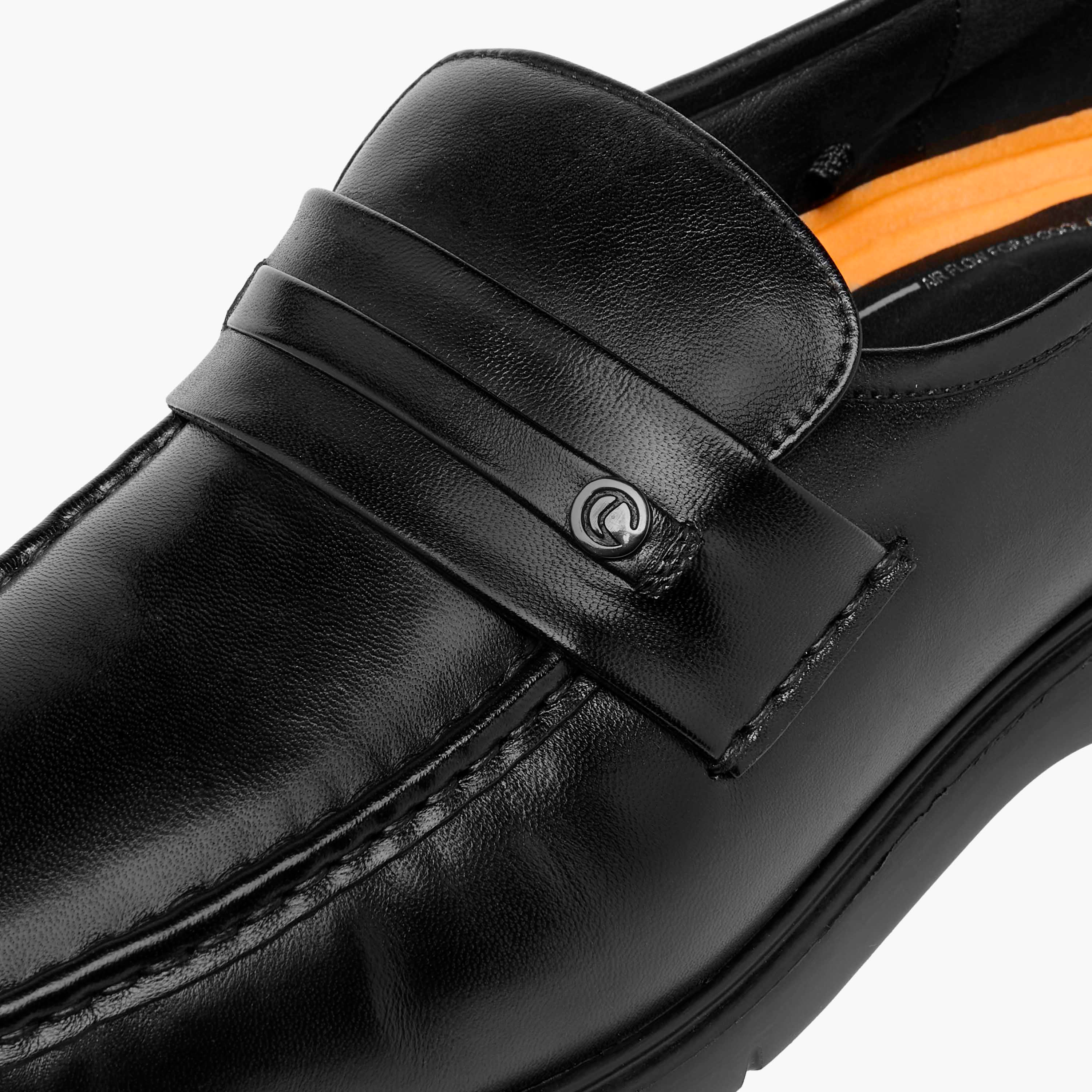 حذاء موكاسين جلد سادة سهل الارتداء من لو كونفورت -men-shoes-formalshoes-image-4