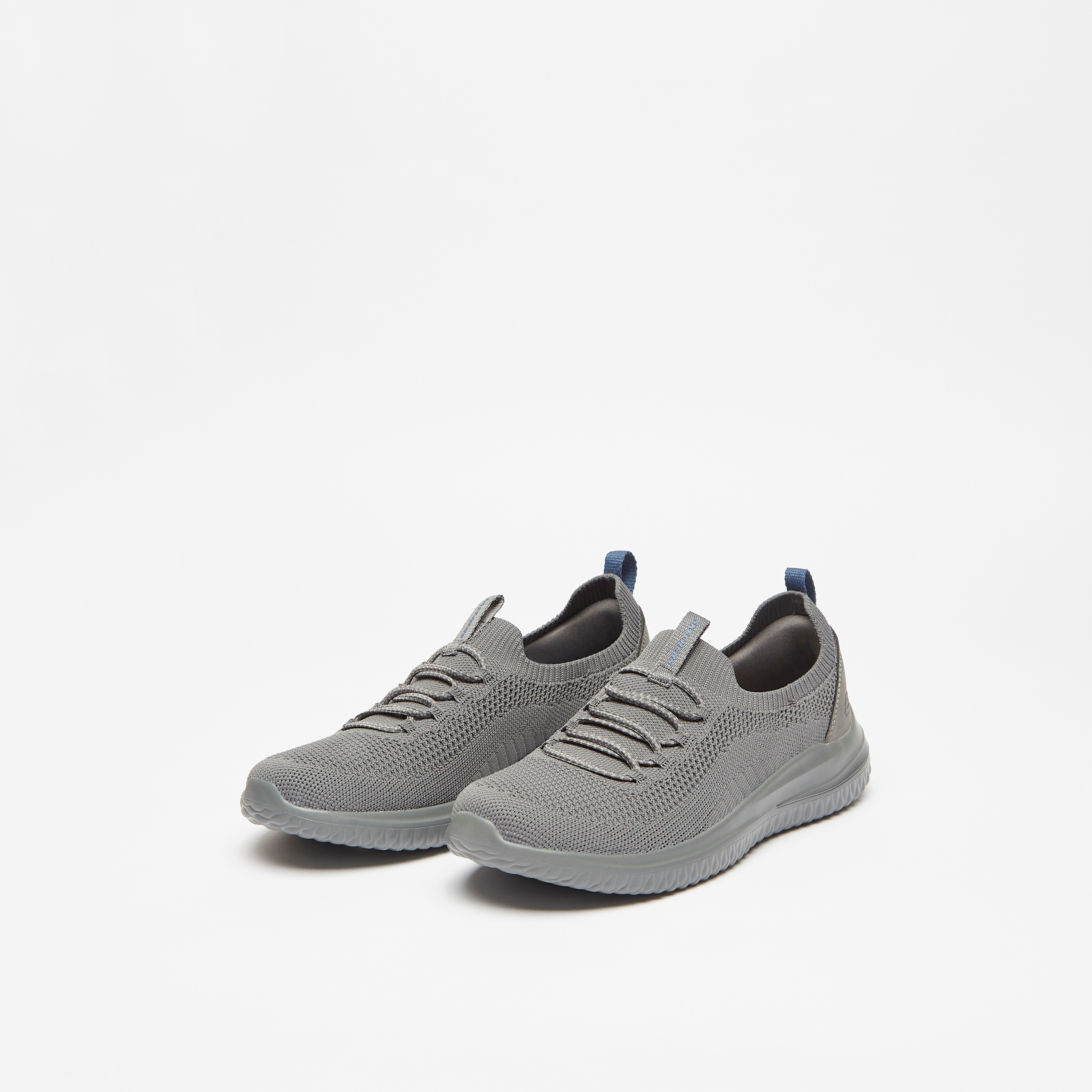 حذاء سهل الارتداء ذو ميموري فوم رجالي مبرد بالهواء من سكيتشرز ديلسون 3.0 | 210663-sports-men-shoes-image-6