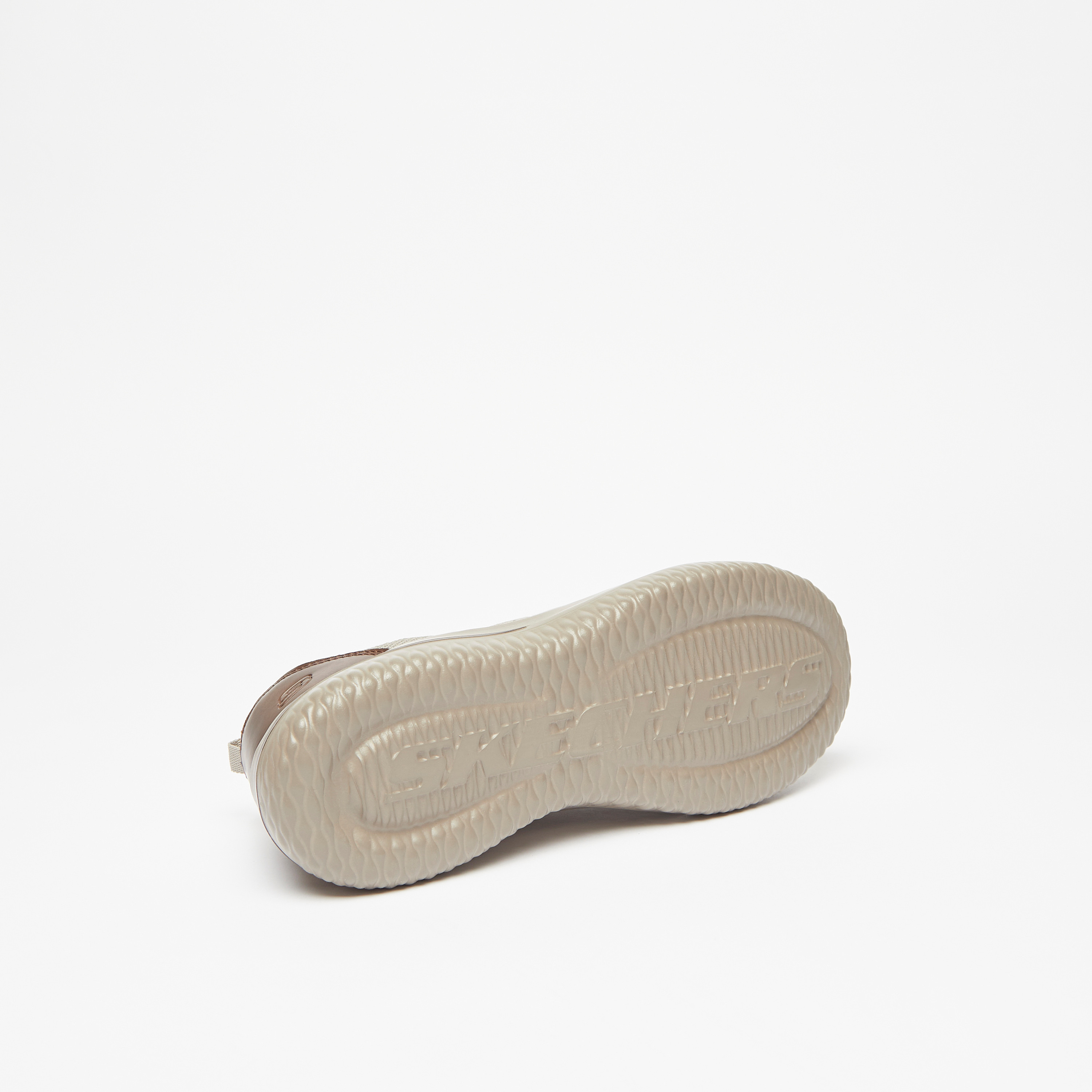 حذاء سهل الارتداء ذو ميموري فوم رجالي مبرد بالهواء من سكيتشرز ديلسون 3.0 | 210663-sports-men-shoes-image-16