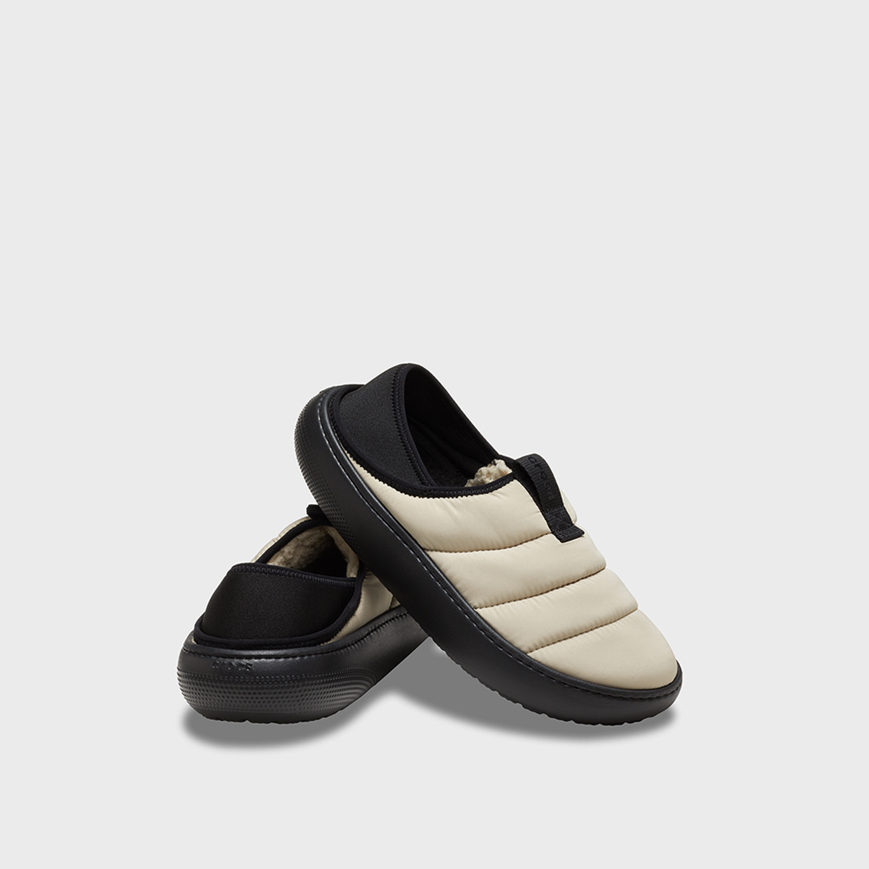 كروكس- شبشب كلاسيكي سهل الارتداء للجنسين | 210706-0LK-women-shoes-sandals-flats-image-1