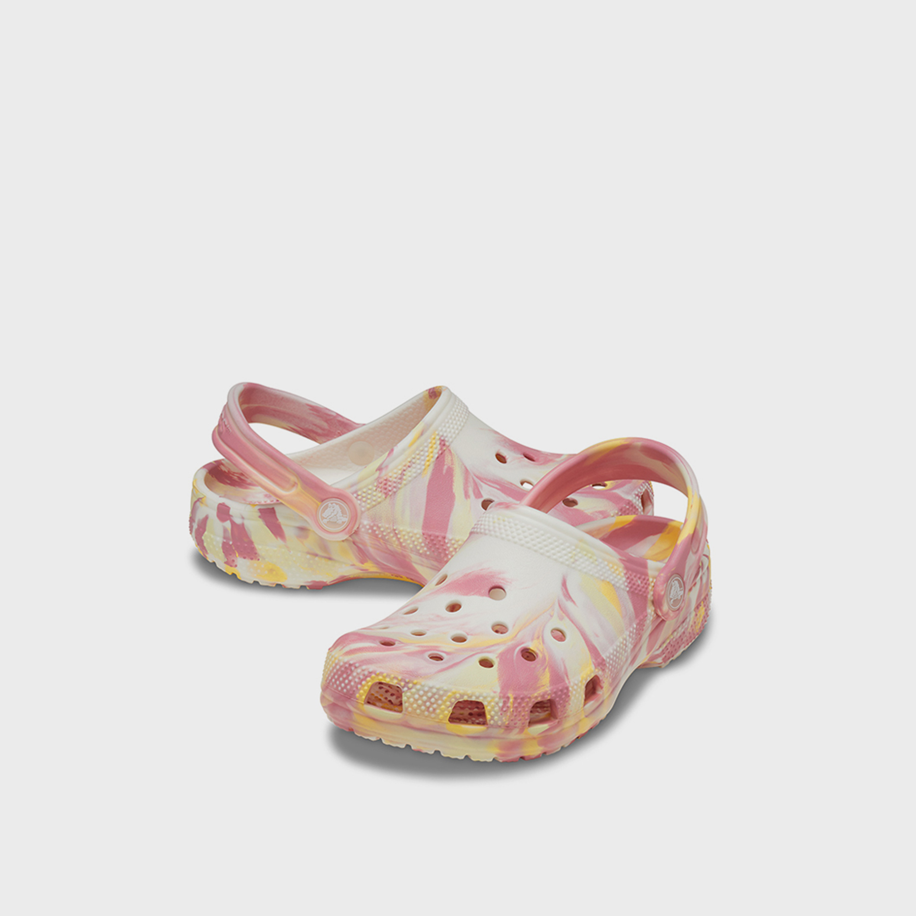 كروكس- شبشب غلو كيه رخامي كلاسيكي سهل الارتداء للأطفال | 210718-78S-women-shoes-flipflopsandslides-image-1
