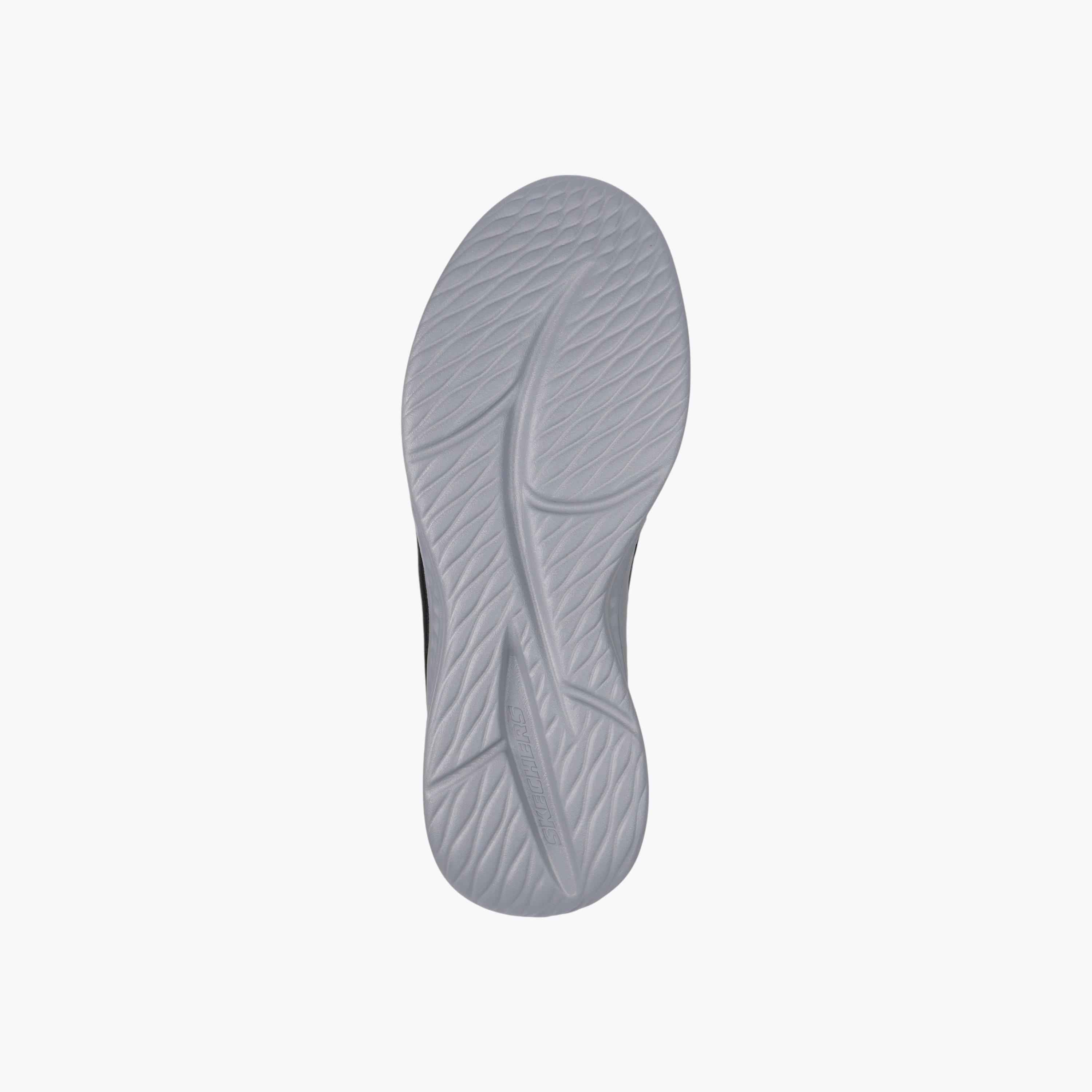 حذاء رياضي سليد برباط بدون رباط للرجال من سكتشرز - 210892-BKGY-sports-men-shoes-image-4