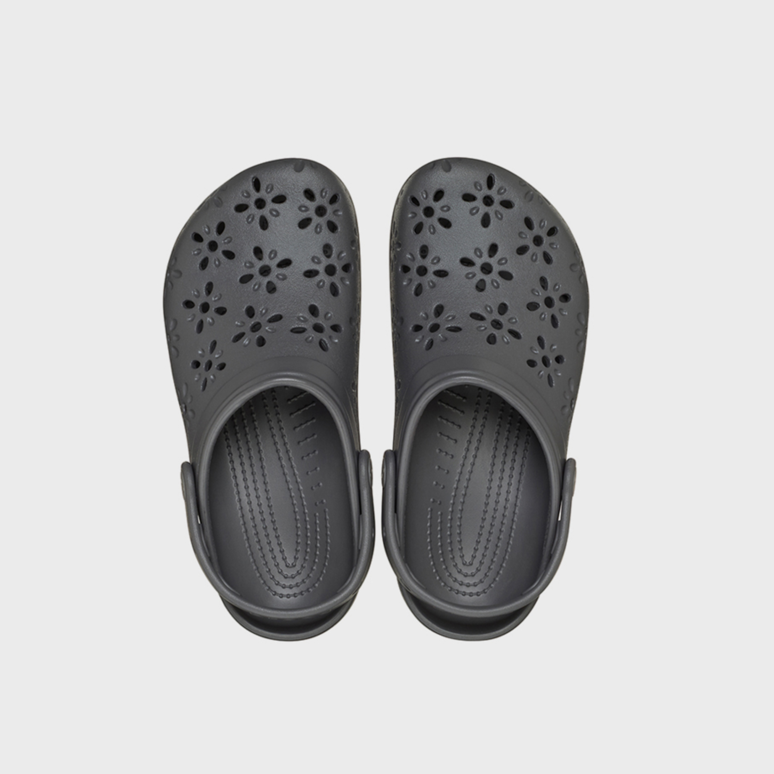 كروكس - حذاء  نسائي كلاسيكي سهل الارتداء بنقشة زهور | 210927-0LD-women-shoes-flipflopsandslides-image-2