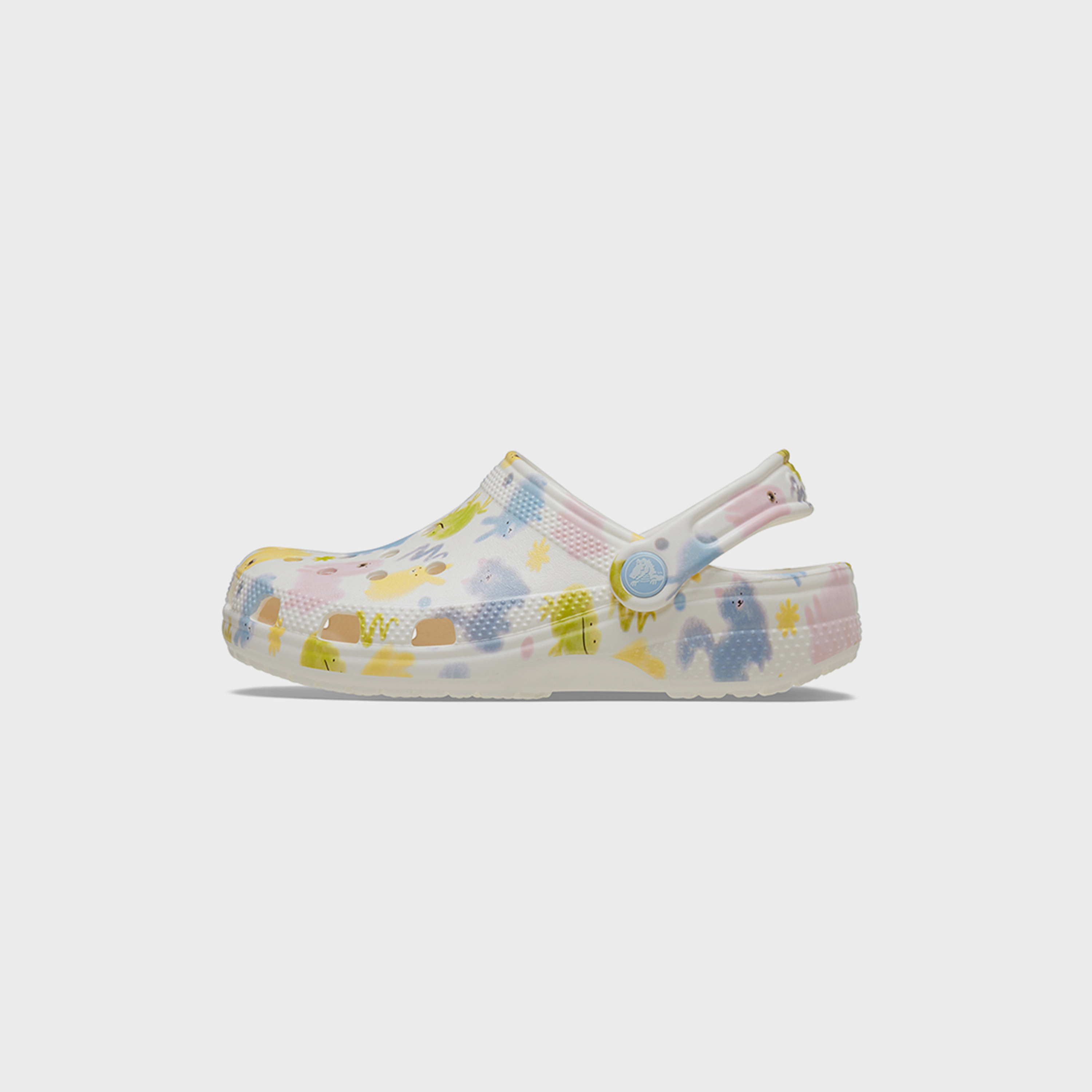 كروكس حذاء كلاسيكي سهل الارتداء بنقشة حيوانات الباستيل للأطفال | 210989-0WV-boys-shoes-sandals-image-6
