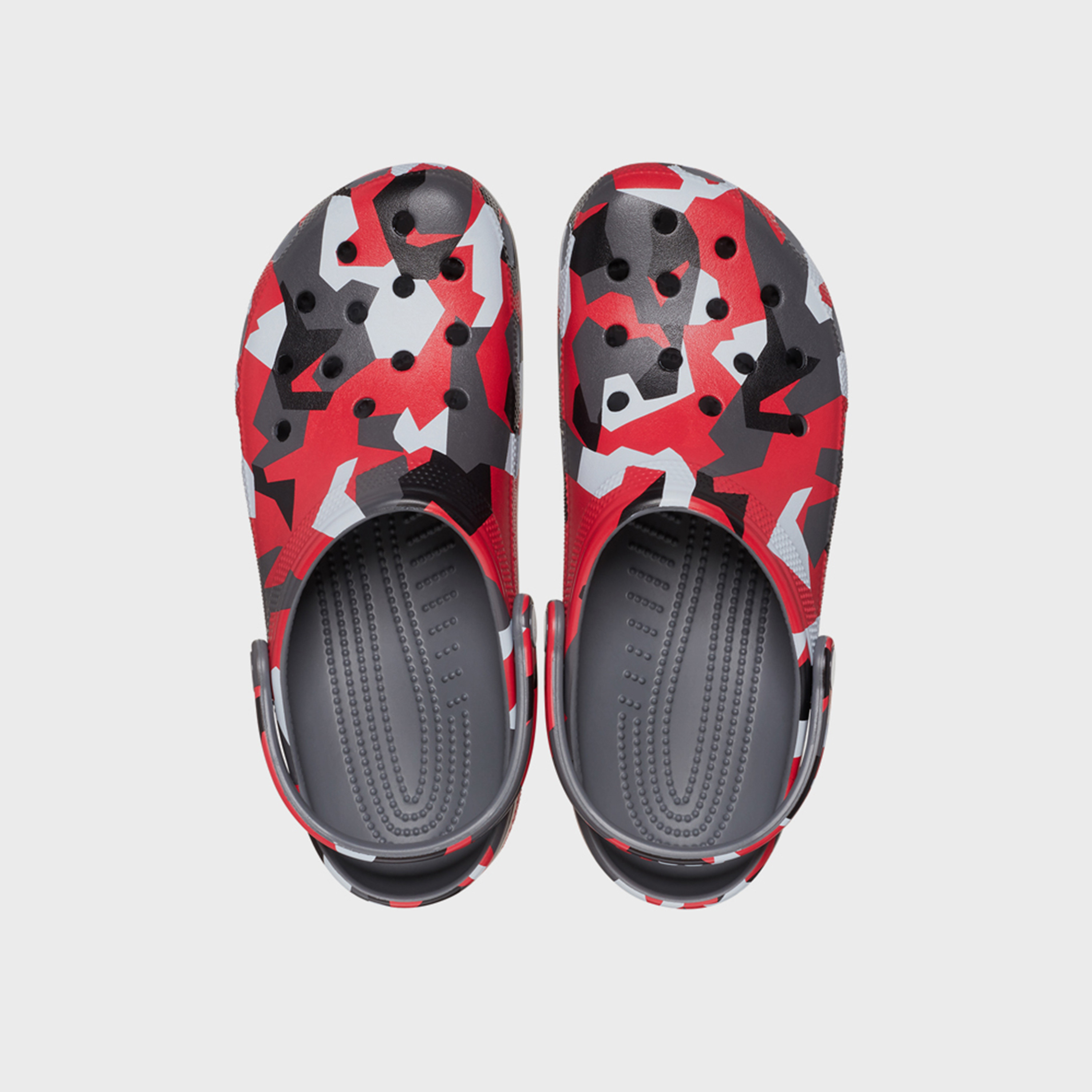 كروكس- شبشب جيو مموّه سهل الارتداء للجنسين | 211009-0IE-women-shoes-flipflopsandslides-image-2