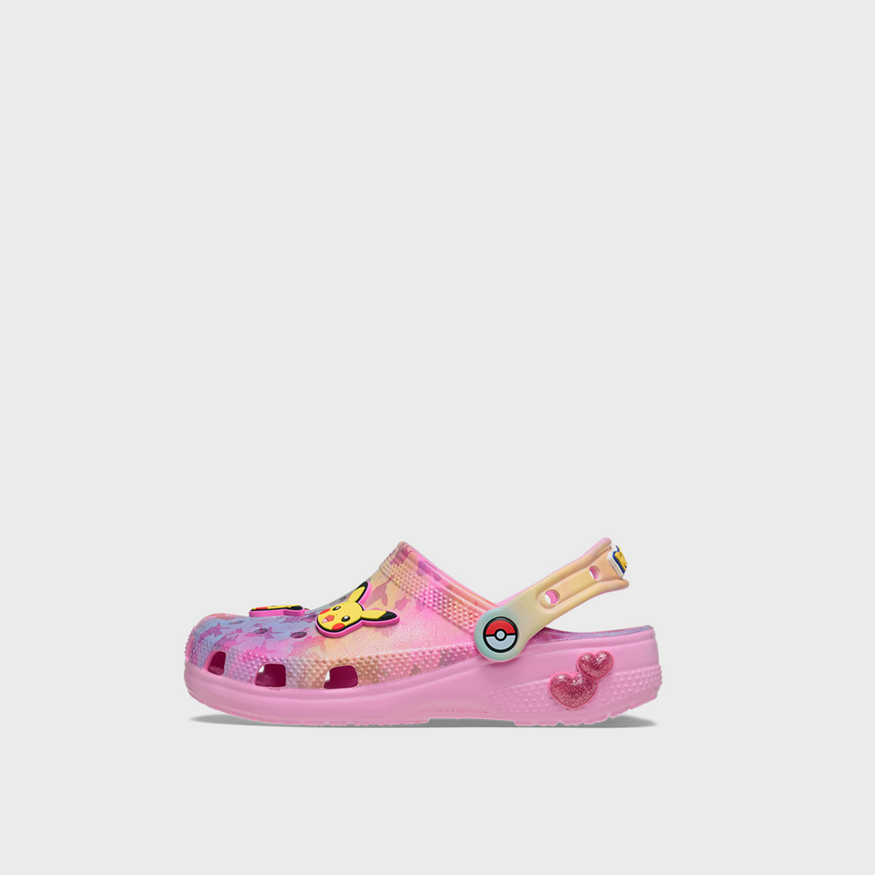 كروكس - حذاء قبقاب للبنات بحزام خلفي ونقشة بيكاتشو وردية | 211229-90H-girls-shoes-flipflopsandslides-image-1