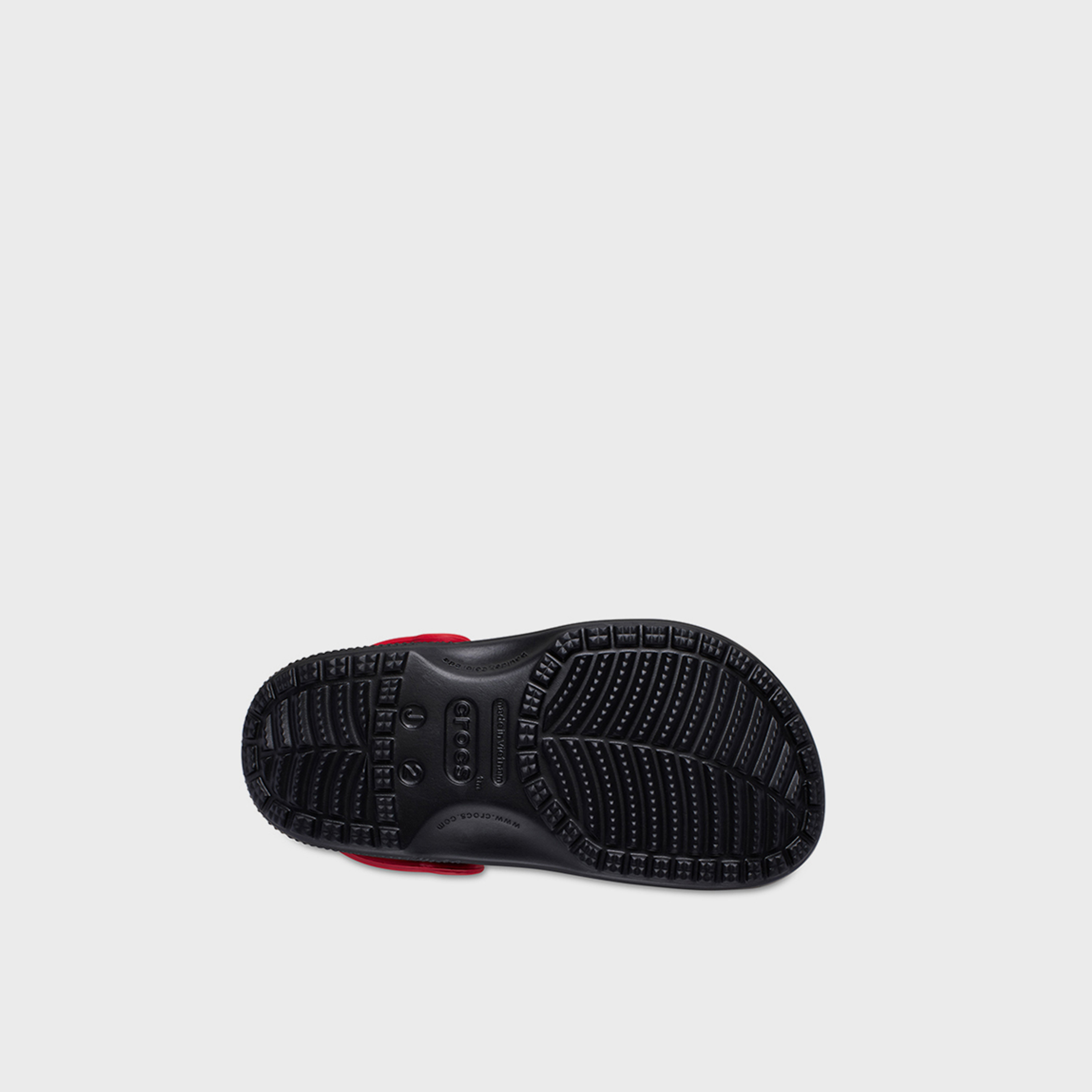 كروكس- حذاء كلوغ رياضي كلاسيكي سهل الارتداء للأطفال | 211258-1NM-boys-shoes-flipflopsandslides-image-3