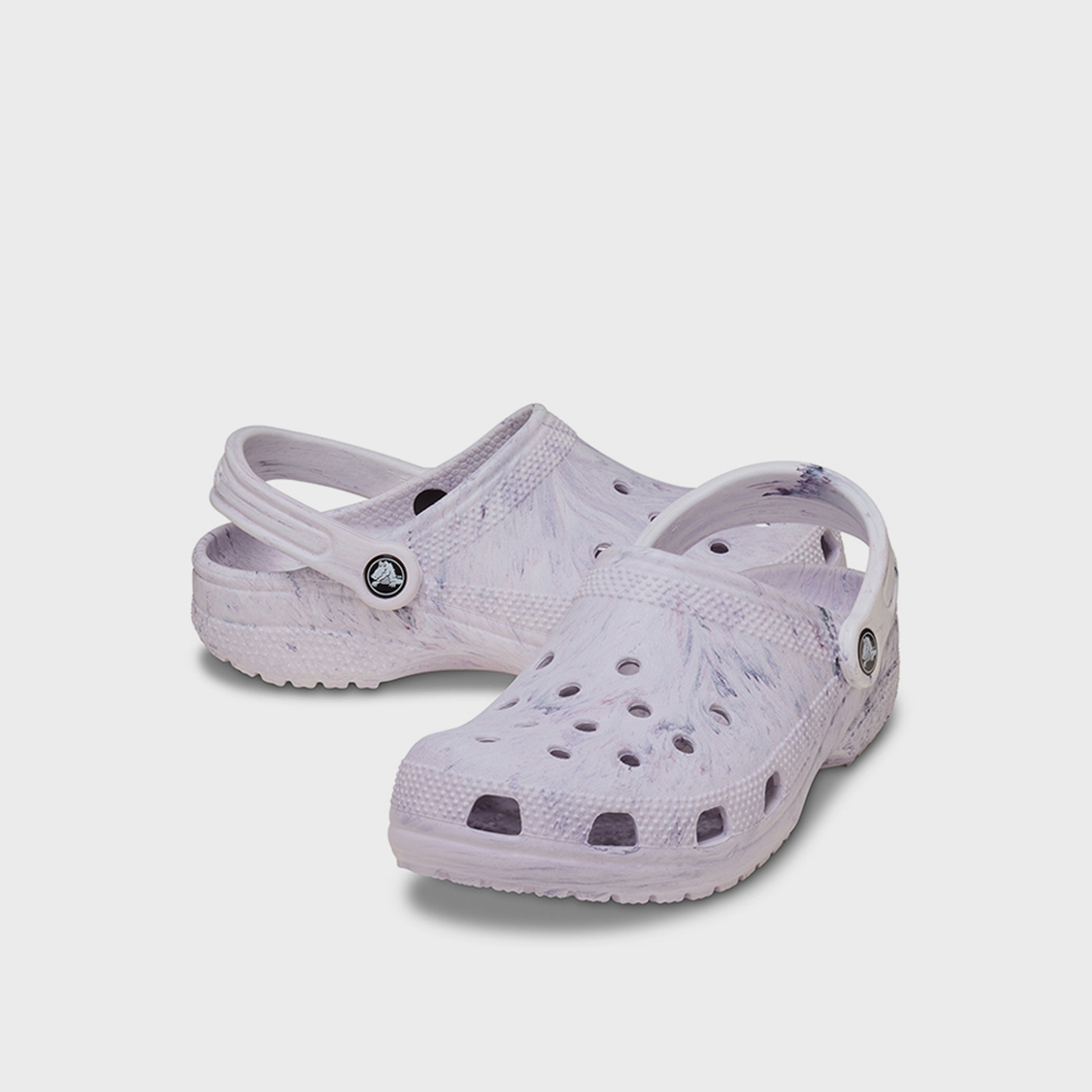 كروكس - حذاء كلاسيكي بنقشة ألوان مائية رخامية حزام خلفي | 211583-5CR-men-shoes-flipflopsandslides-image-1