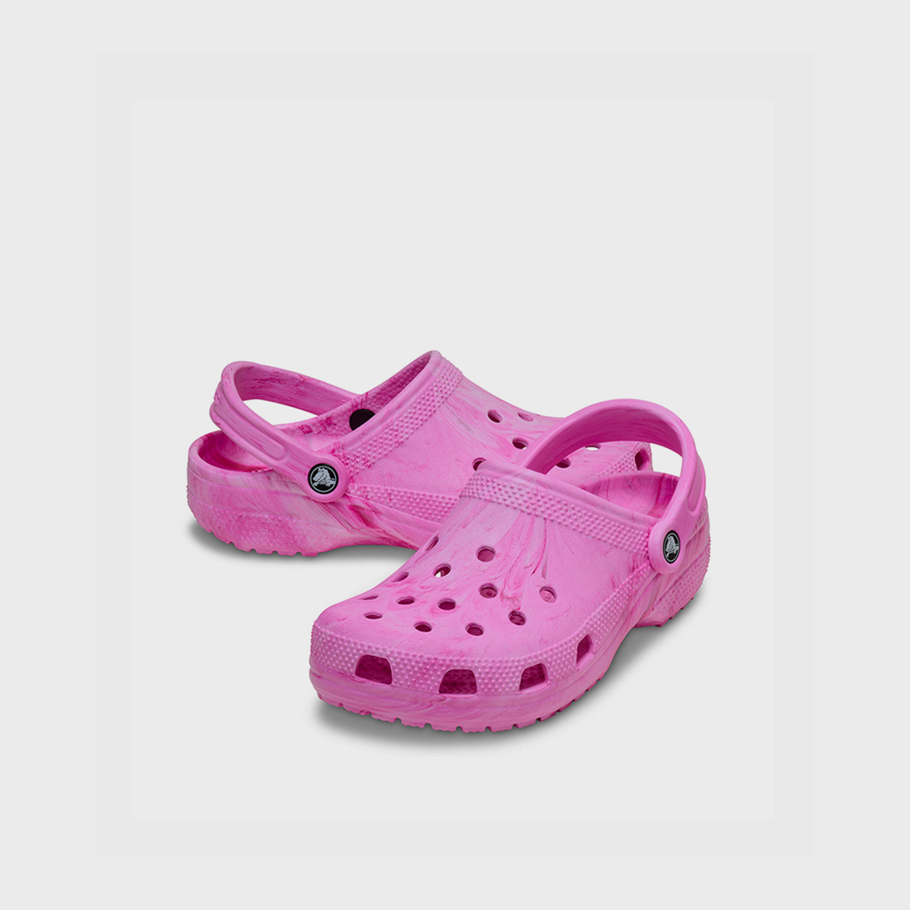 كروكس - حذاء سهل الارتداء للبنات من كلسك بتصميم رخامي مائي | 211602-7AV-girls-shoes-flipflopsandslides-image-1