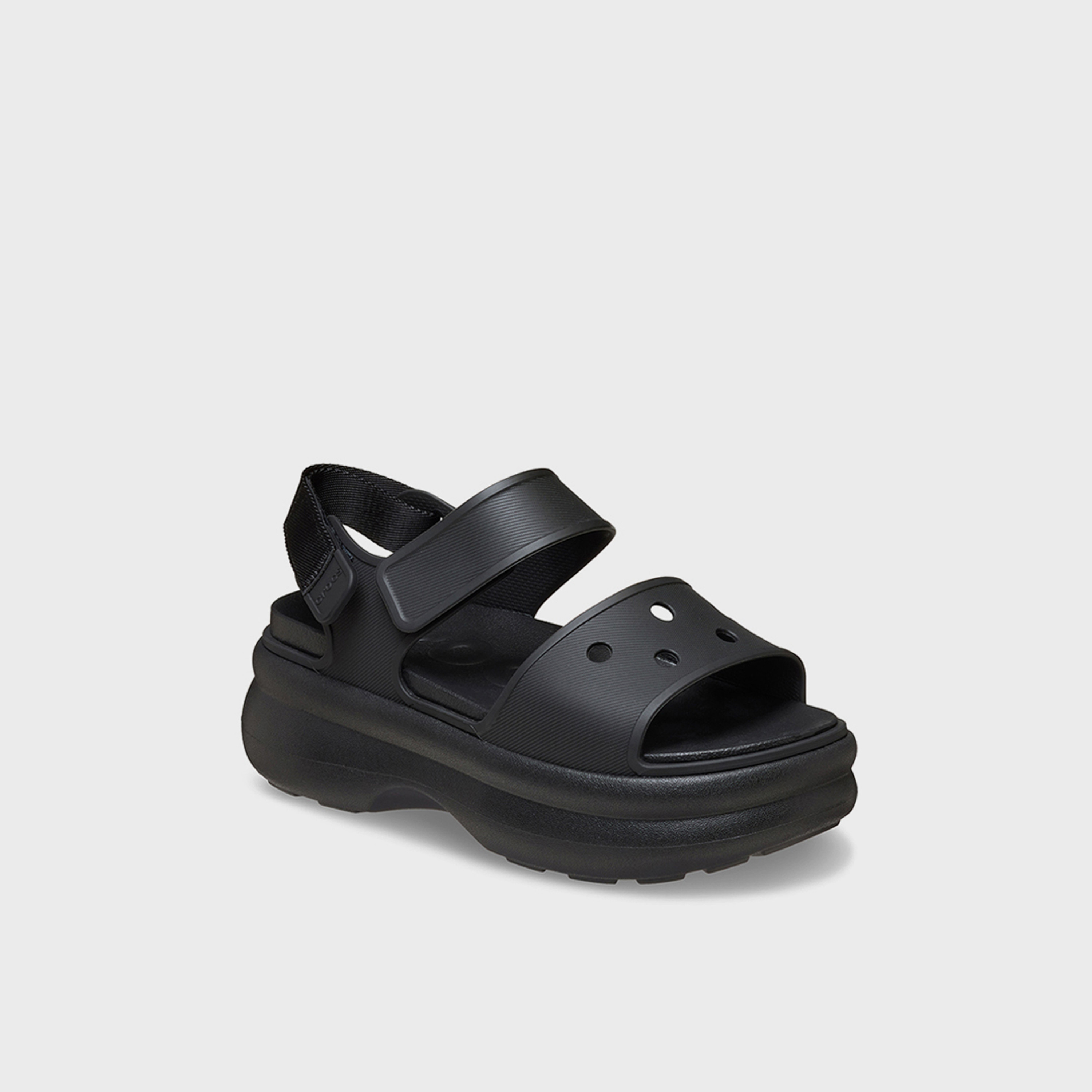 كروكس - صندل نسائي سوهو فلاتفورم بشريط لاصق | 211755-001-women-shoes-sandals-flats-image-3