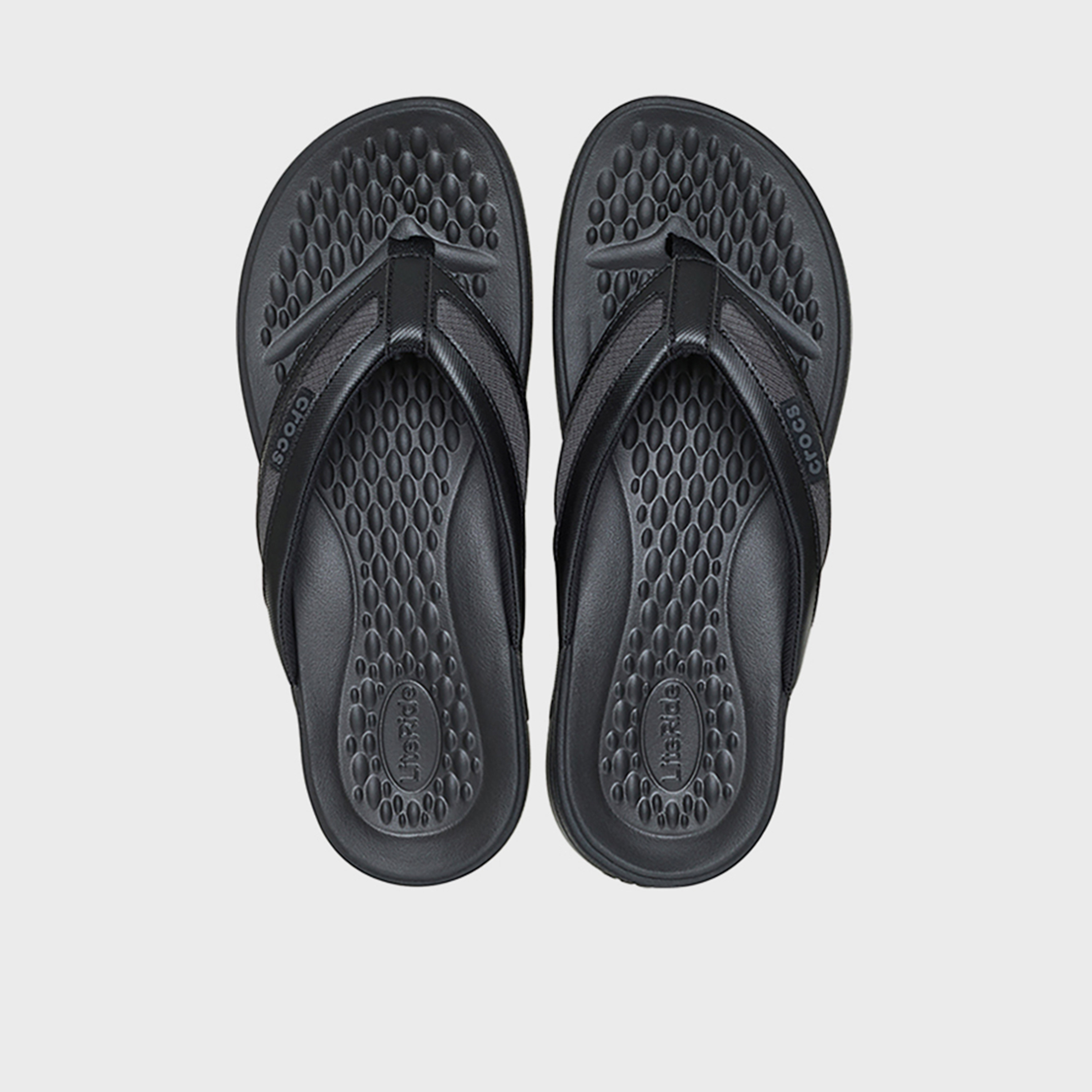 كروكس - شبشب يوكون سبورت إل آر للرجال سهل الارتداء | 212039-0DD-men-shoes-flipflopsandslides-image-2