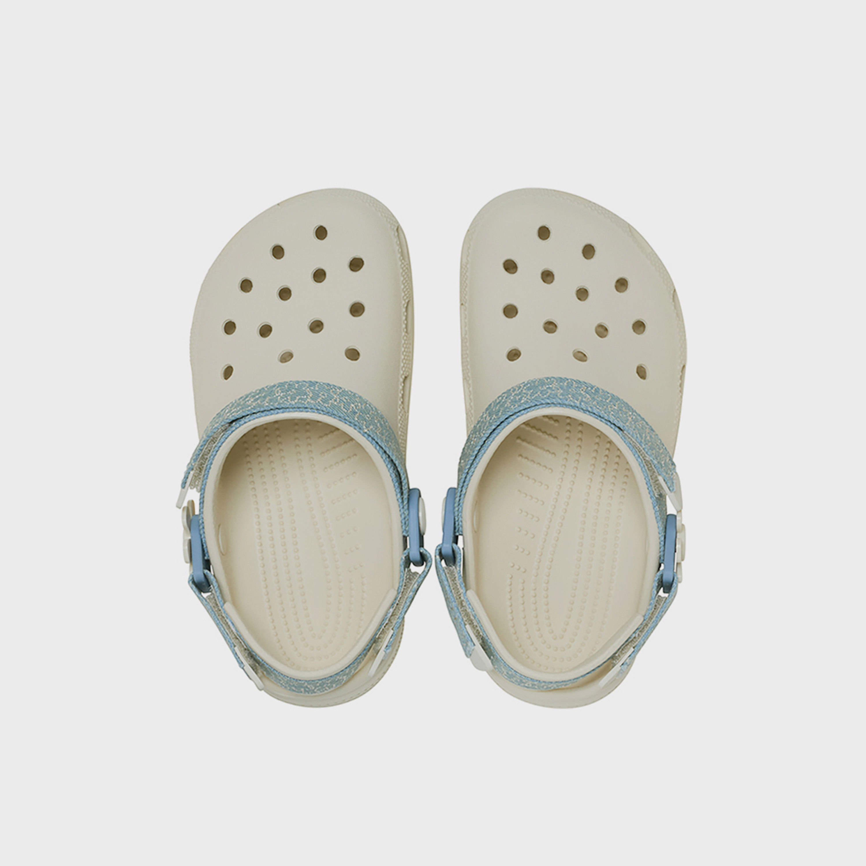 كروكس - حذاء قبقاب كلاسيكي للبنات بخطاف وحلقة | 212511-2MD-girls-shoes-flipflopsandslides-image-2
