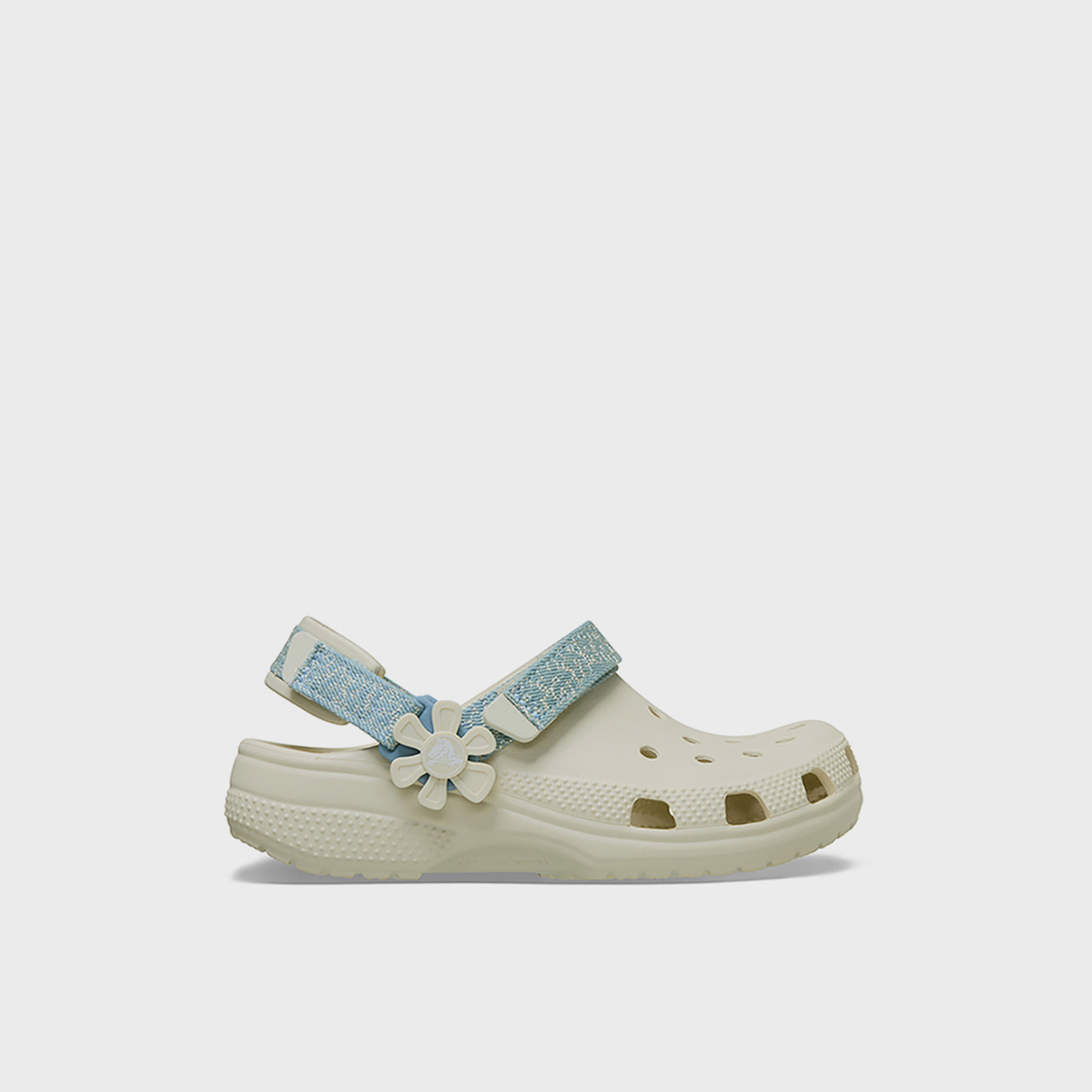 كروكس - حذاء قبقاب كلاسيكي للبنات بخطاف وحلقة | 212511-2MD-girls-shoes-flipflopsandslides-image-4