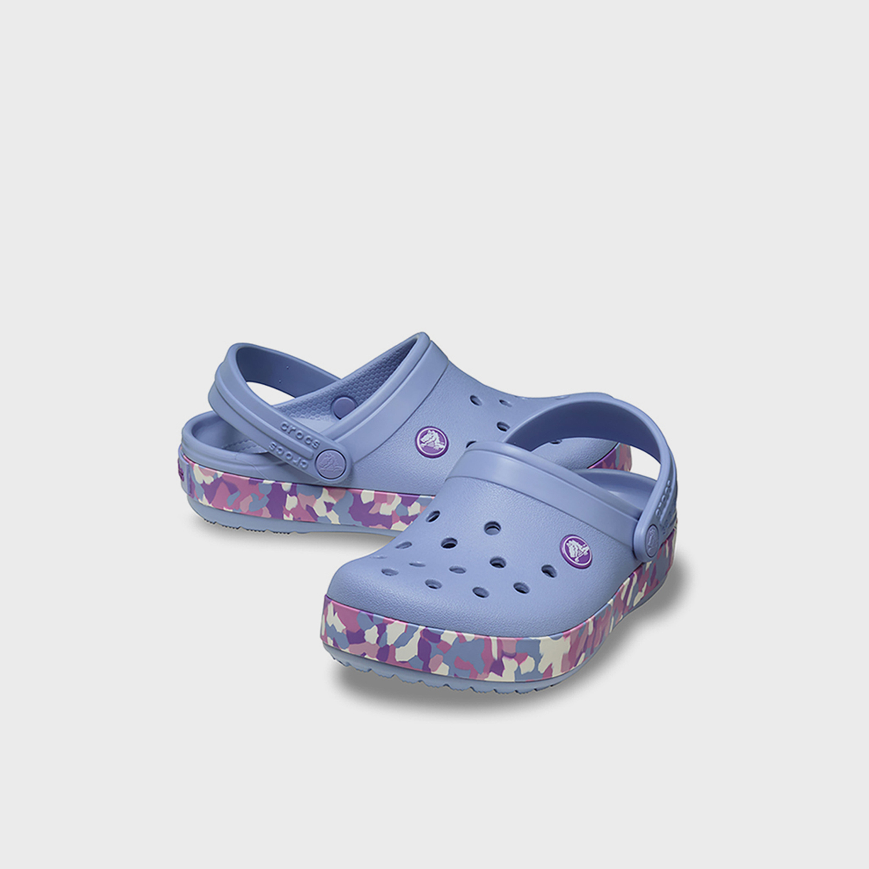 كروكس - حذاء قبقاب كروكباند للبنات حزام خلفي | 212523-4ZA-girls-shoes-flipflopsandslides-image-1