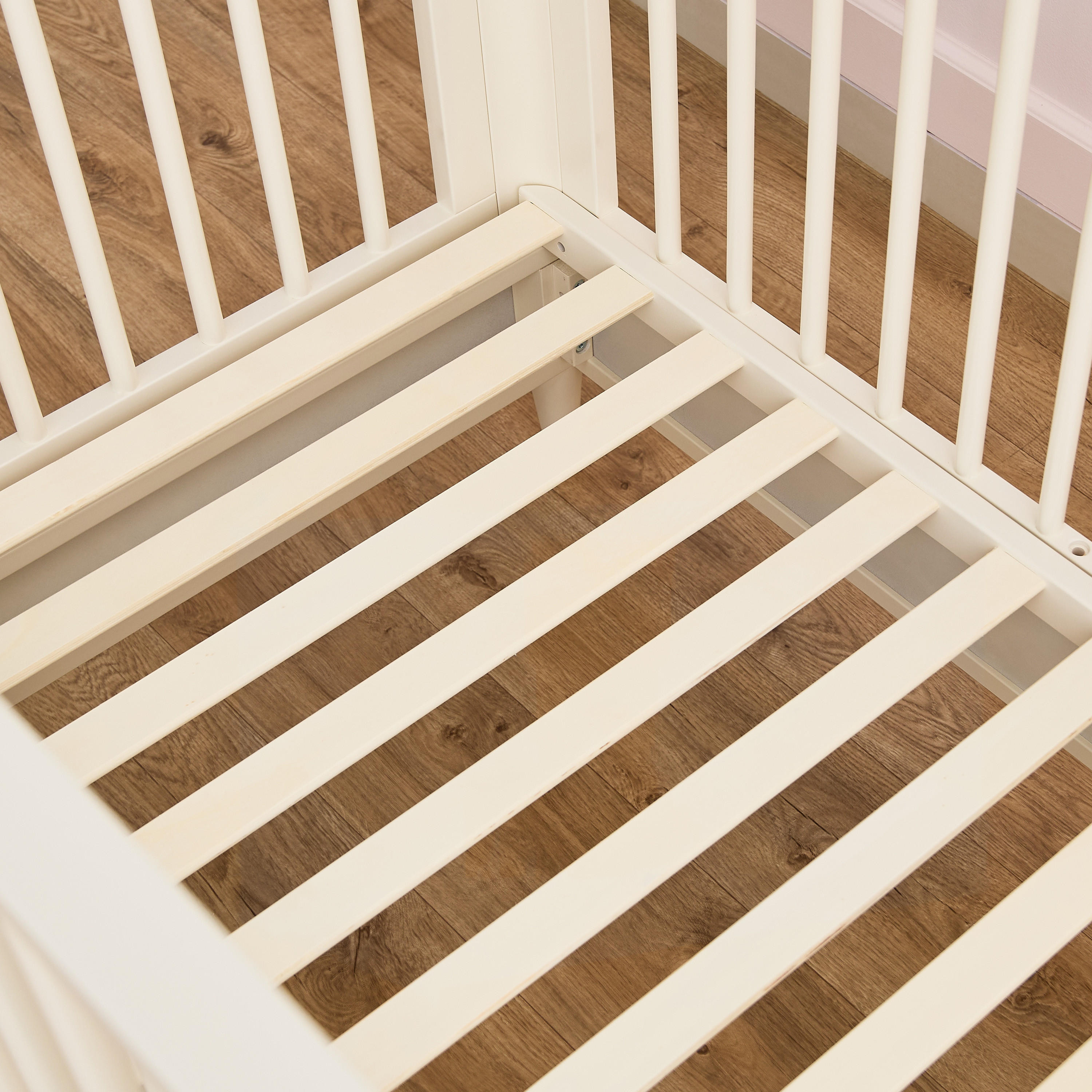 سرير أوريليا مع مرتبة وخزانة أدراج-baby-nursery-furniture-cribsandbeds-babycribs-image-5