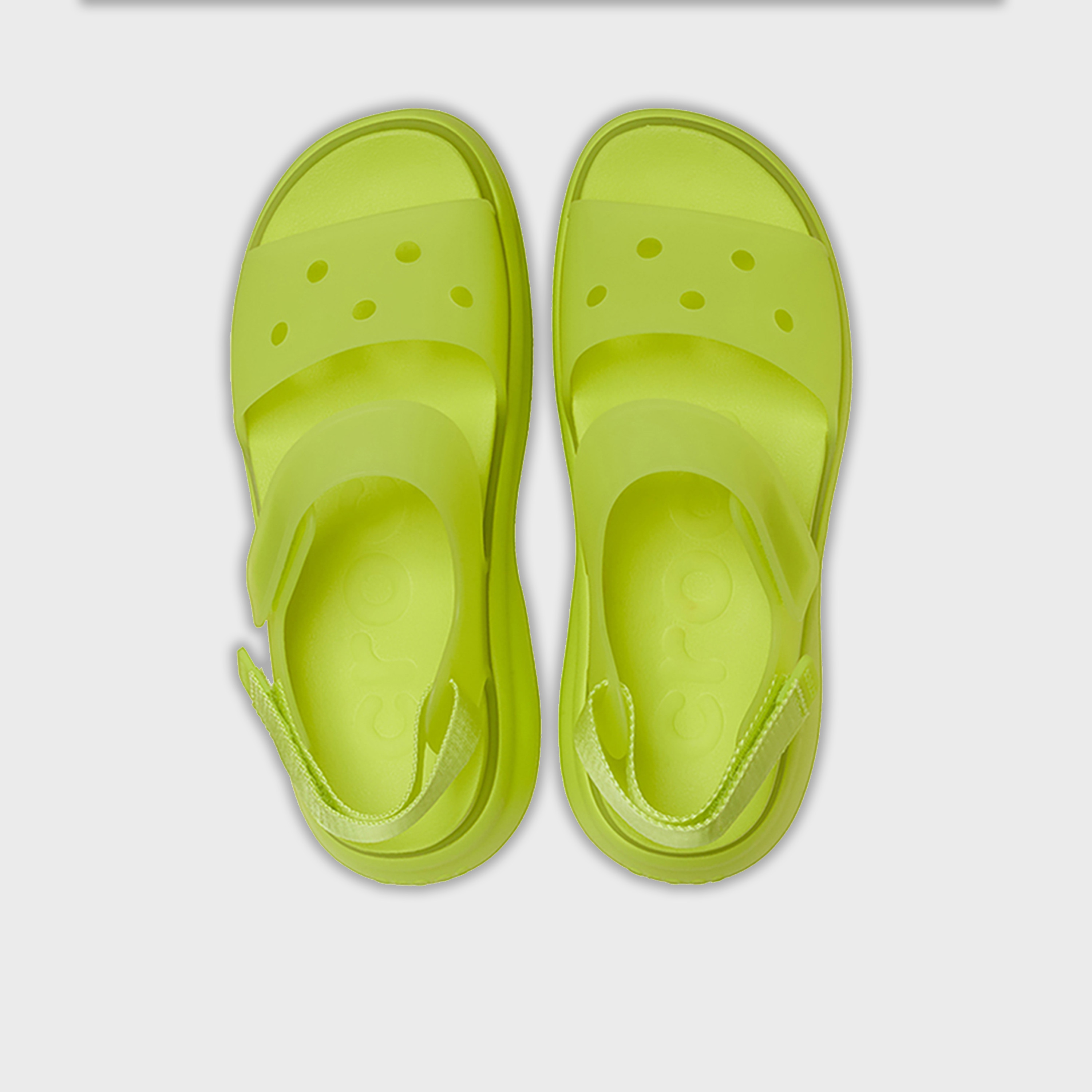 كروكس - صندل نسائي سوهو فلاتفورم بشريط لاصق | 212651-738-women-shoes-sandals-flats-image-3