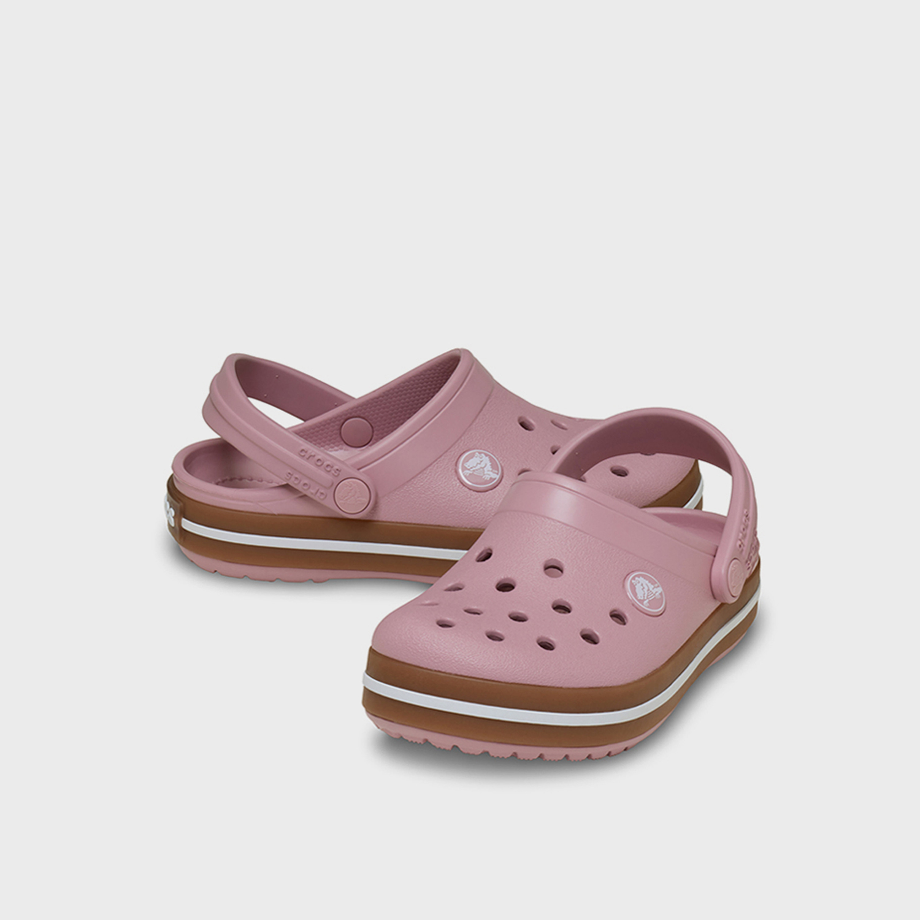 كروكس - حذاء مطاطي بحزام خلفي للبنات | 212776-5DM-girls-shoes-flipflopsandslides-image-1