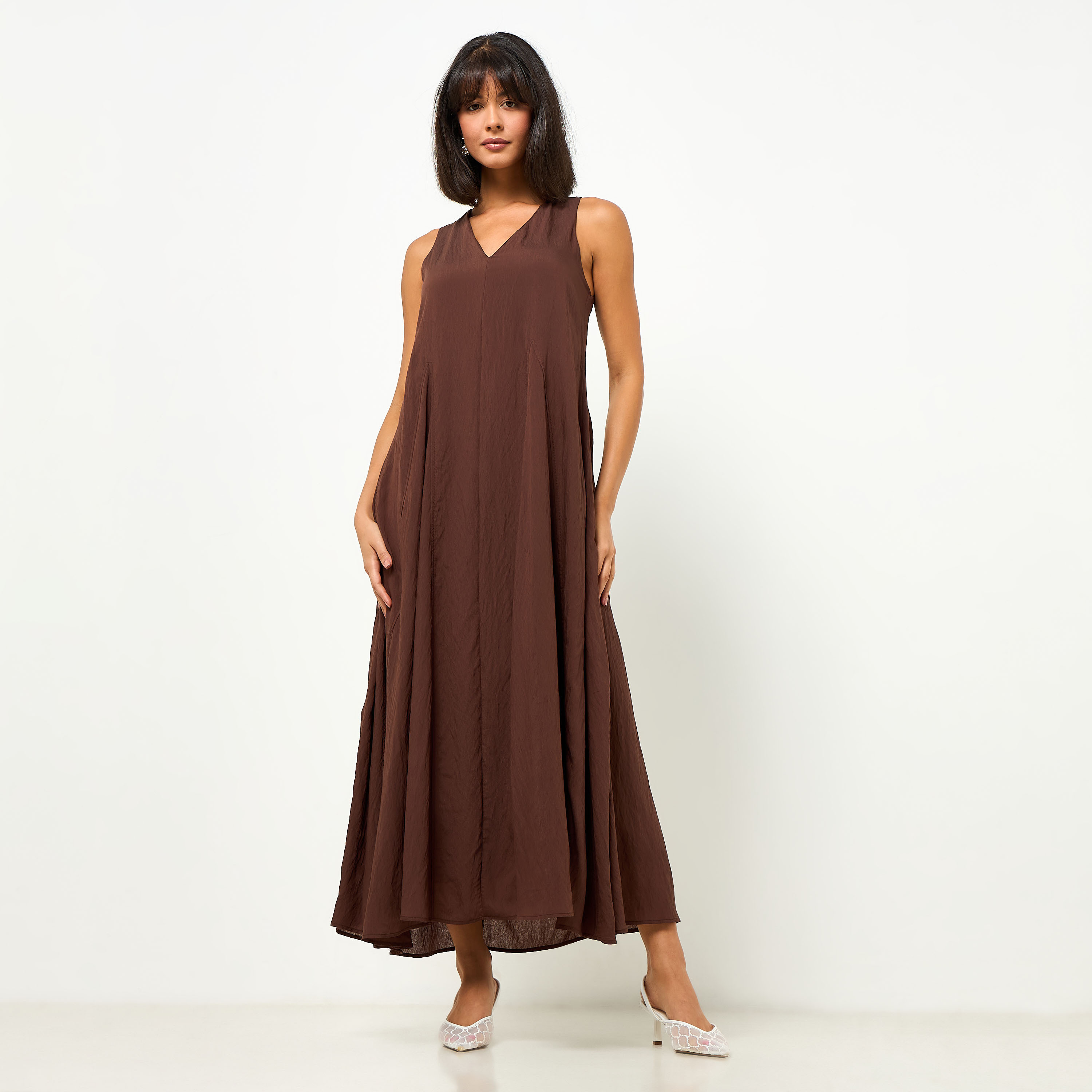 Iconic A-line Midi Dress and Shrug with Floral Print-women-clothing-dresses-image-7