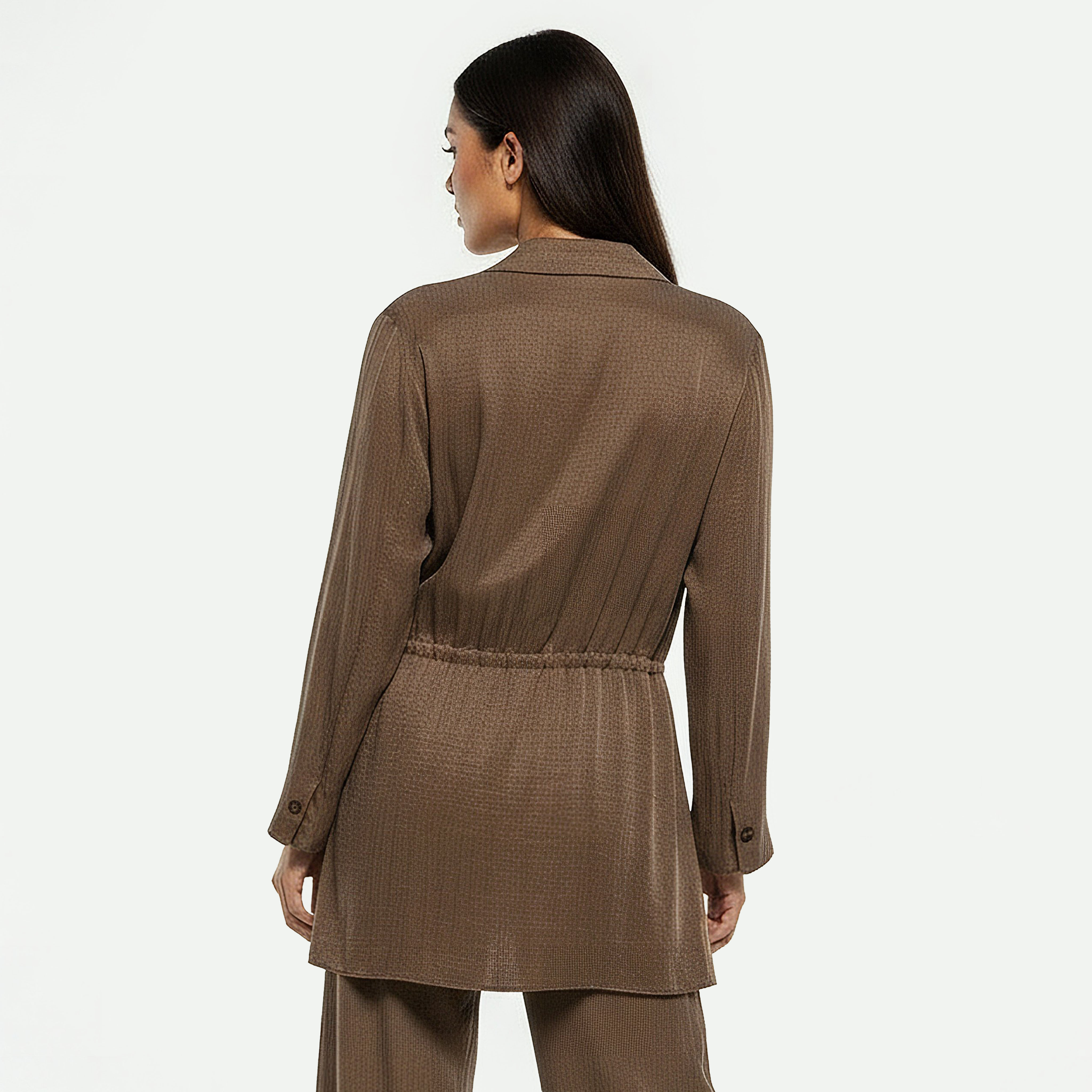 بلوزة ملفوفة بياقة مطوية من آيكونيك-women-clothing-shirtsandblouses-blouses-image-6
