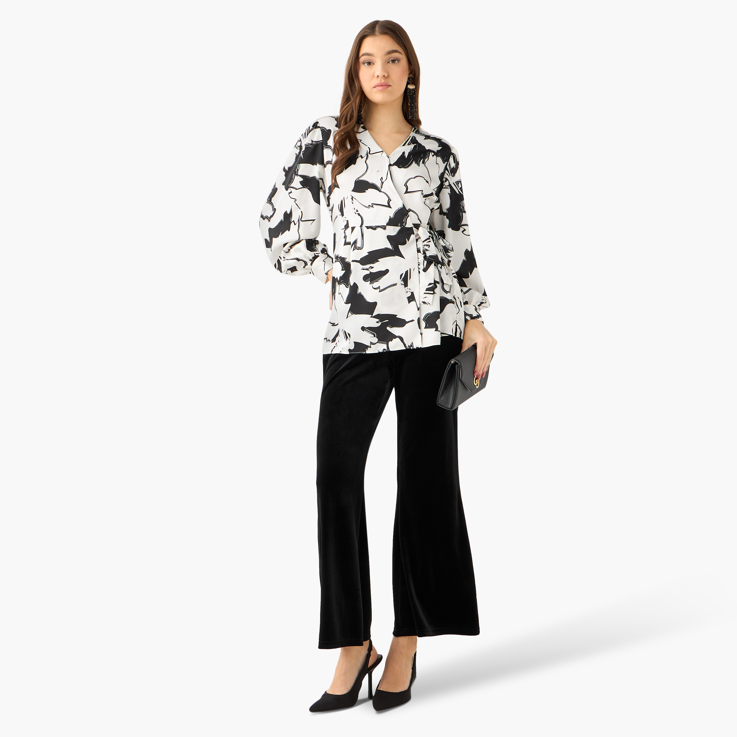 بلوزة ملفوفة بطبعات من أيكونيك-women-clothing-shirtsandblouses-blouses-image-3