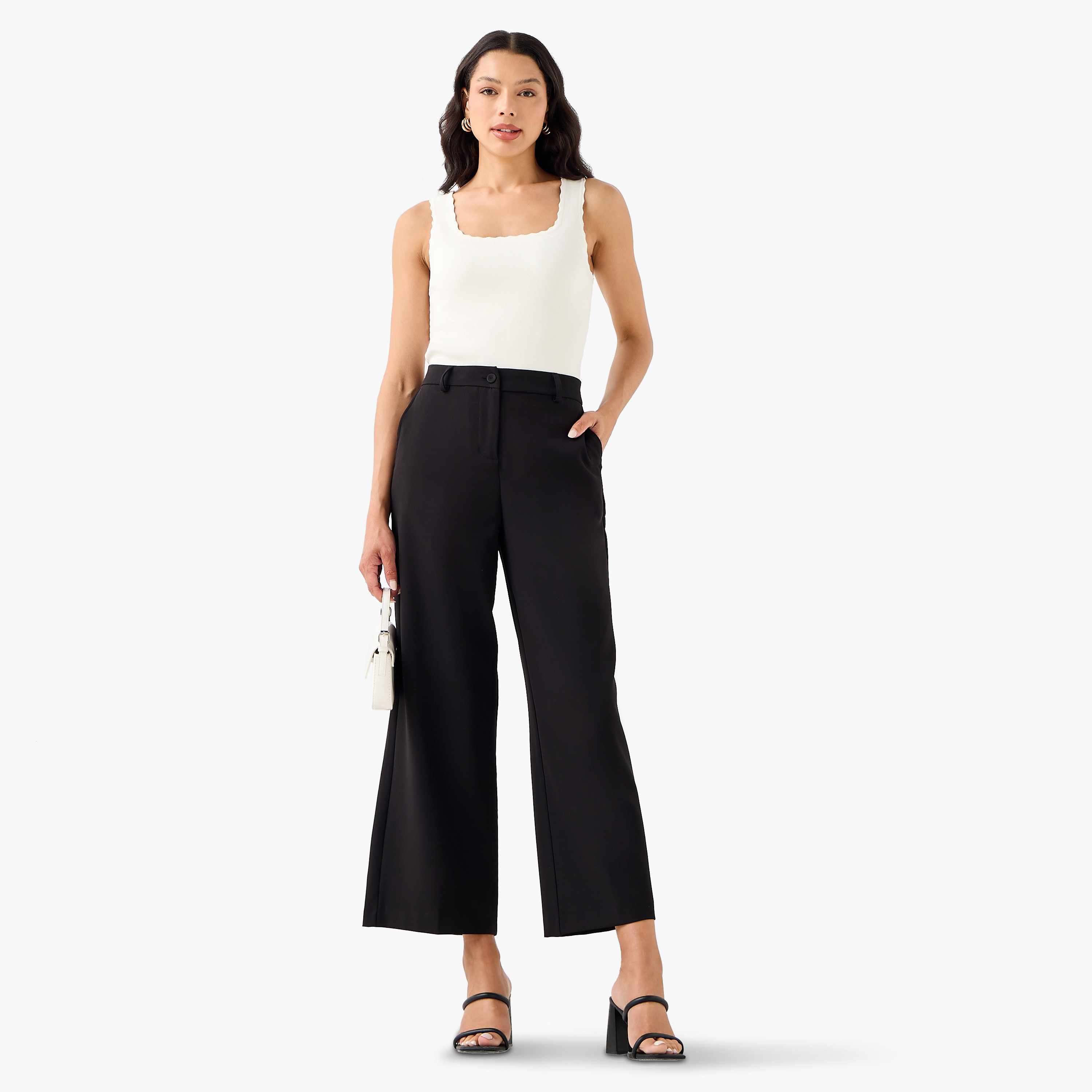 بلوزة تانك بقصة مريحة وحواف مموجة من أيكونيك-women-clothing-tshirts-image-3
