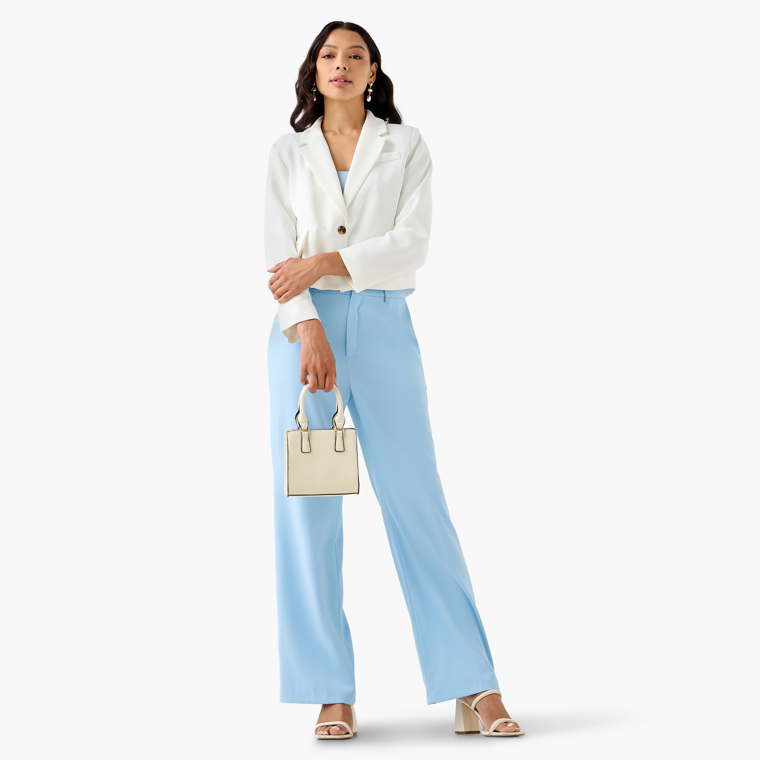 بليزر فيسكوز قصير بياقة فردية وجيوب بطية من أيكونيك-women-clothing-coatsandjackets-blazers-image-4
