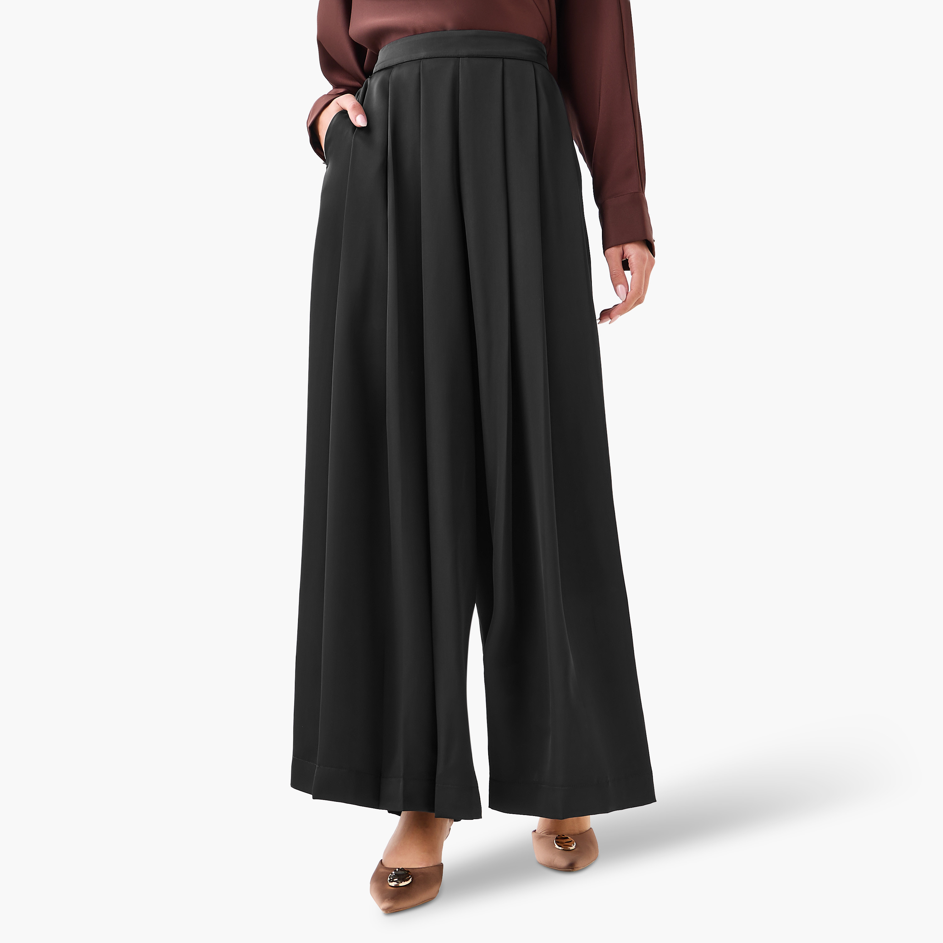 بنطلون واسع الساقين بكسرات من أيكونيك-women-clothing-bottoms-trousers-image-2