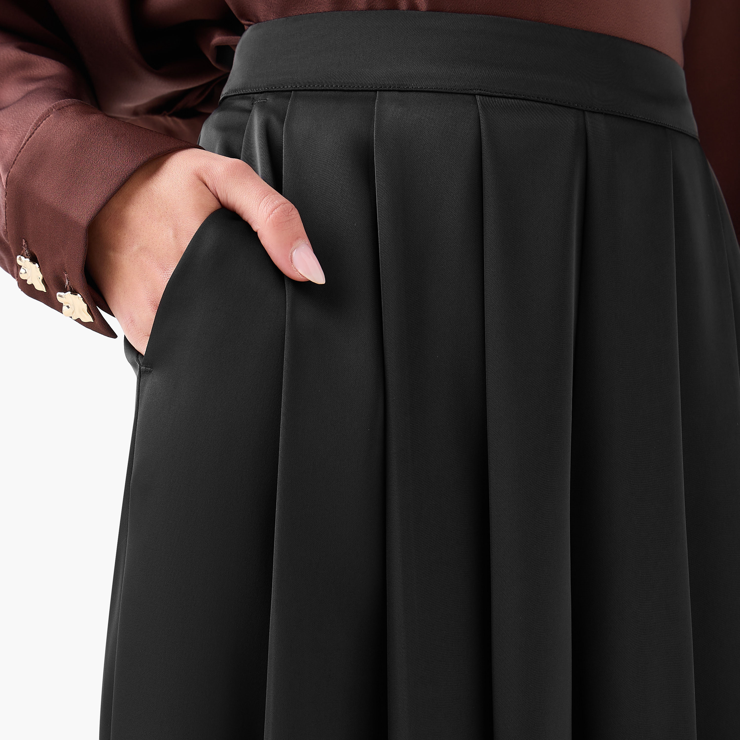 بنطلون واسع الساقين بكسرات من أيكونيك-women-clothing-bottoms-trousers-image-3