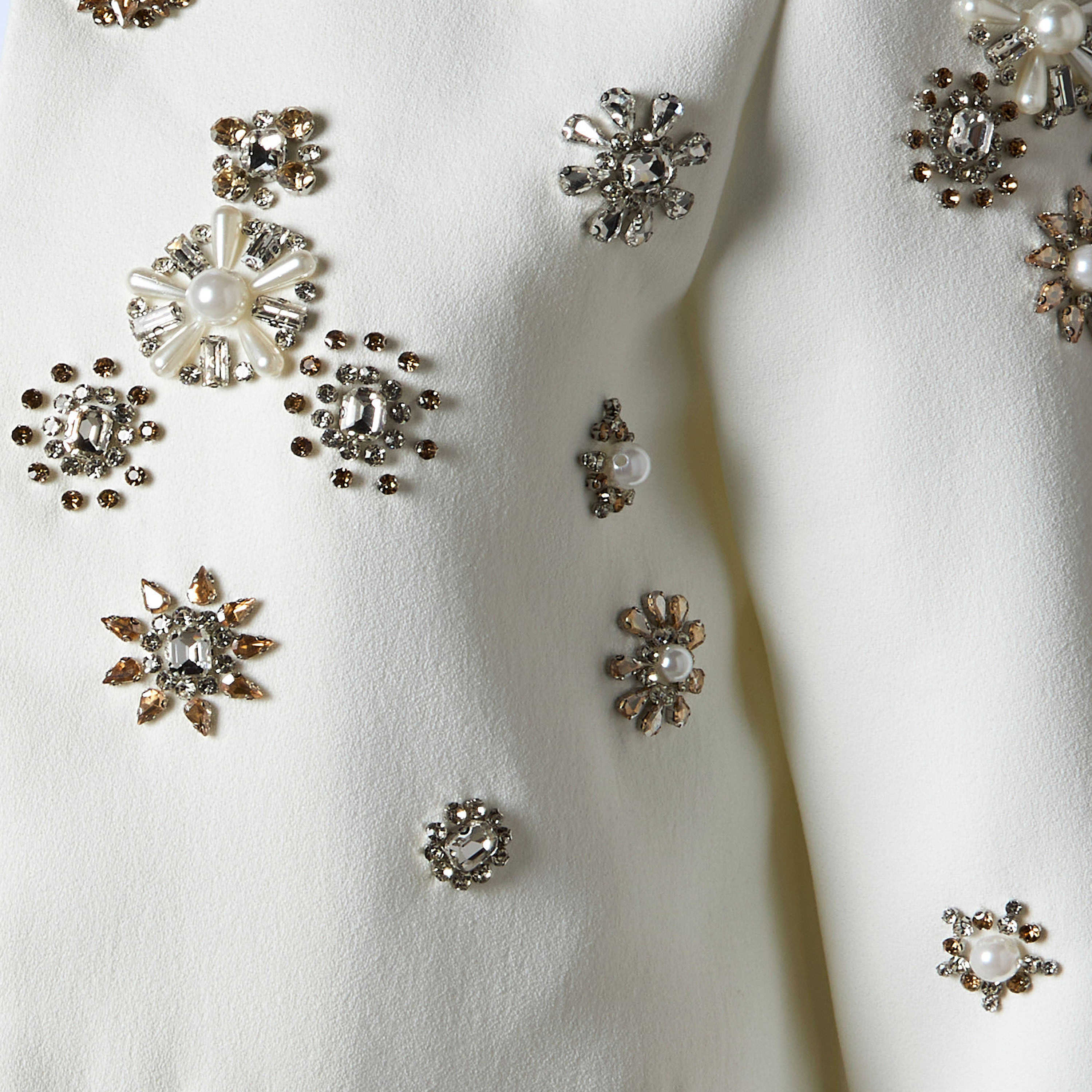 Iconic Cropped Blazer with Embellished Detail-women-clothing-coatsandjackets-blazers-image-2