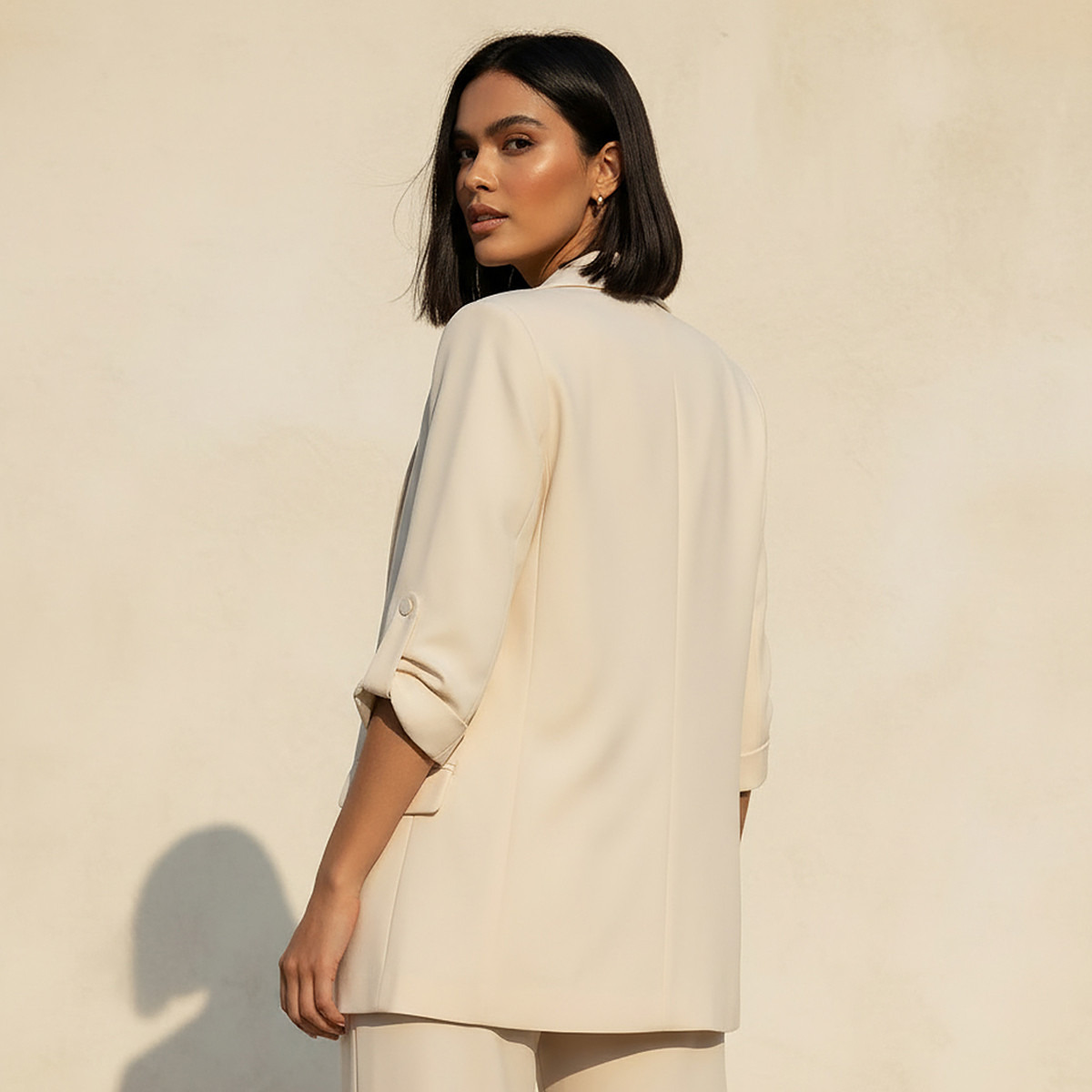 بليزر طويل بأكمام مطوية من آيكونيك-women-clothing-coatsandjackets-blazers-image-1