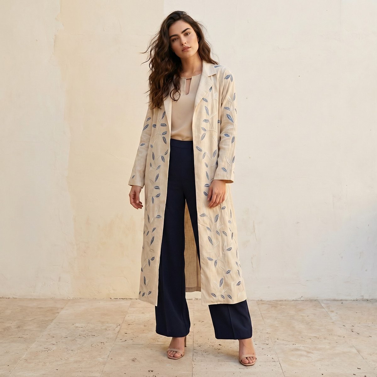 سترة طويلة بقصة مريحة وتطريز من آيكونيك-women-clothing-shirtsandblouses-blouses-image-3