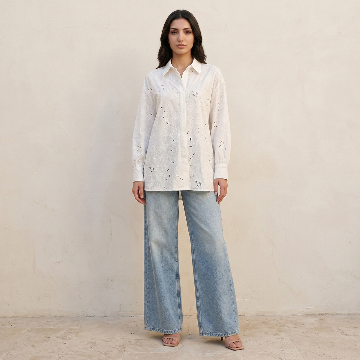 قميص قطن بتفاصيل مفرغة من آيكونيك-women-clothing-shirtsandblouses-shirts-image-3