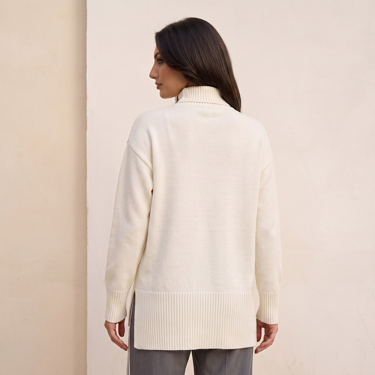 كنزة بارزة الملمس بياقة عالية من سبلاش آيكونيك-women-winterwear-cardigansandjumpers-jumpers-image-4