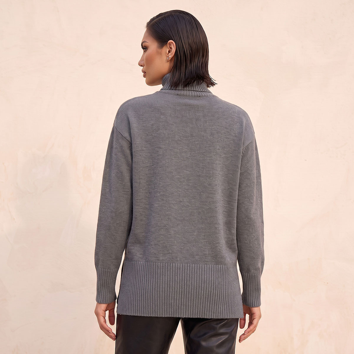 كنزة بارزة الملمس بياقة عالية من سبلاش آيكونيك-women-winterwear-cardigansandjumpers-jumpers-image-4