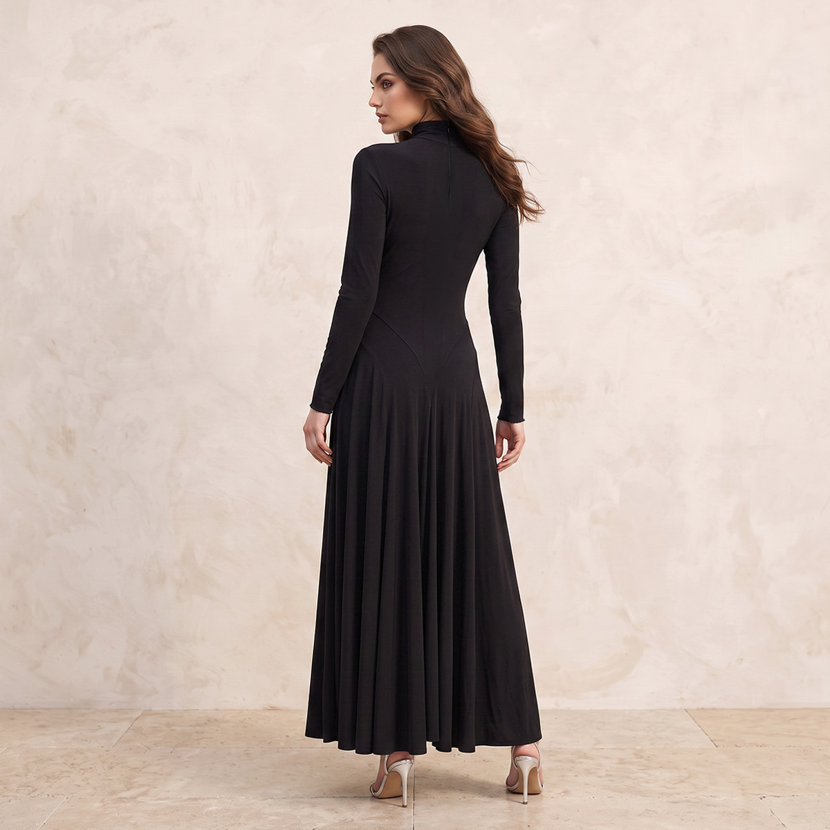 فستان ماكسي بياقة عالية وتصميم ألواح من سبلاش آيكونيك-women-clothing-dresses-image-3