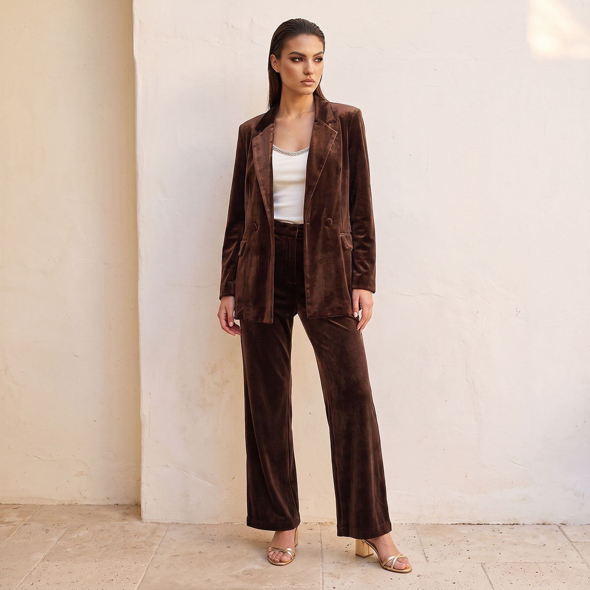 جاكيت قطيفة بياقة مدببة من سبلاش أيكونيك-women-winterwear-coatsandjackets-jackets-image-5