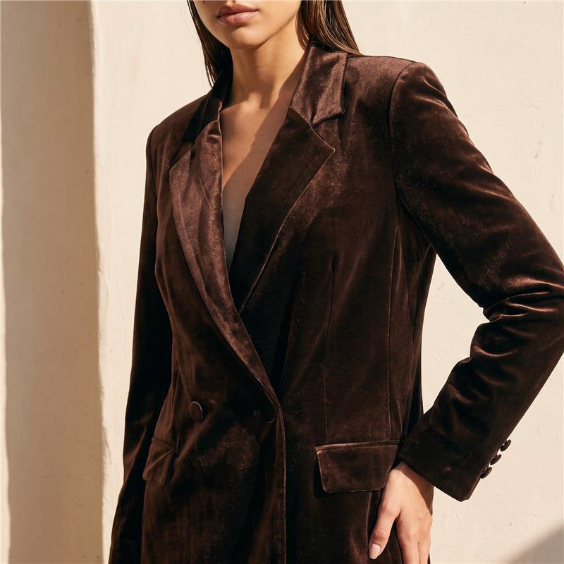 جاكيت قطيفة بياقة مدببة من سبلاش أيكونيك-women-winterwear-coatsandjackets-jackets-image-8