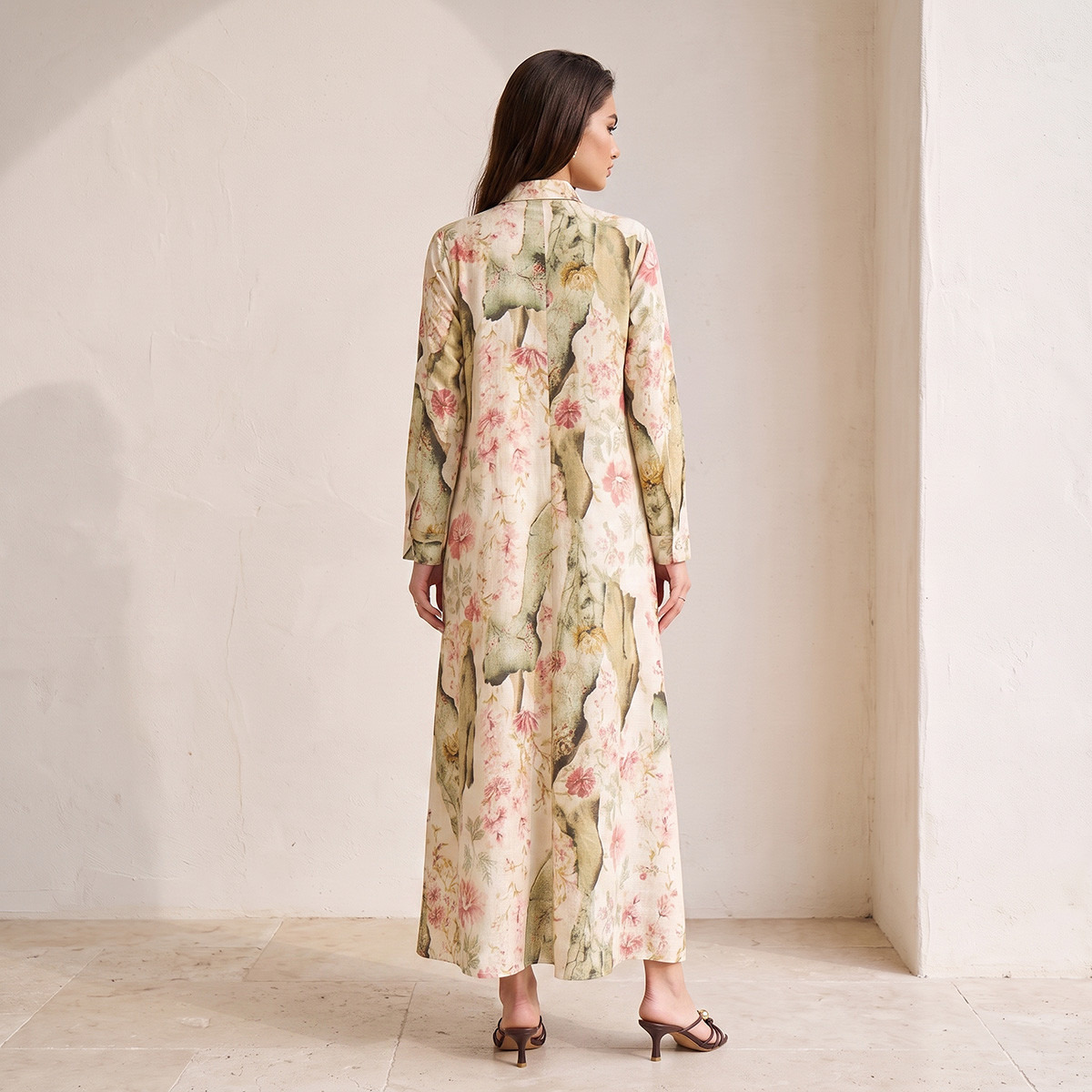 فستان ماكسي بطبعات زهور من سبلاش آيكونيك-women-clothing-dresses-image-2