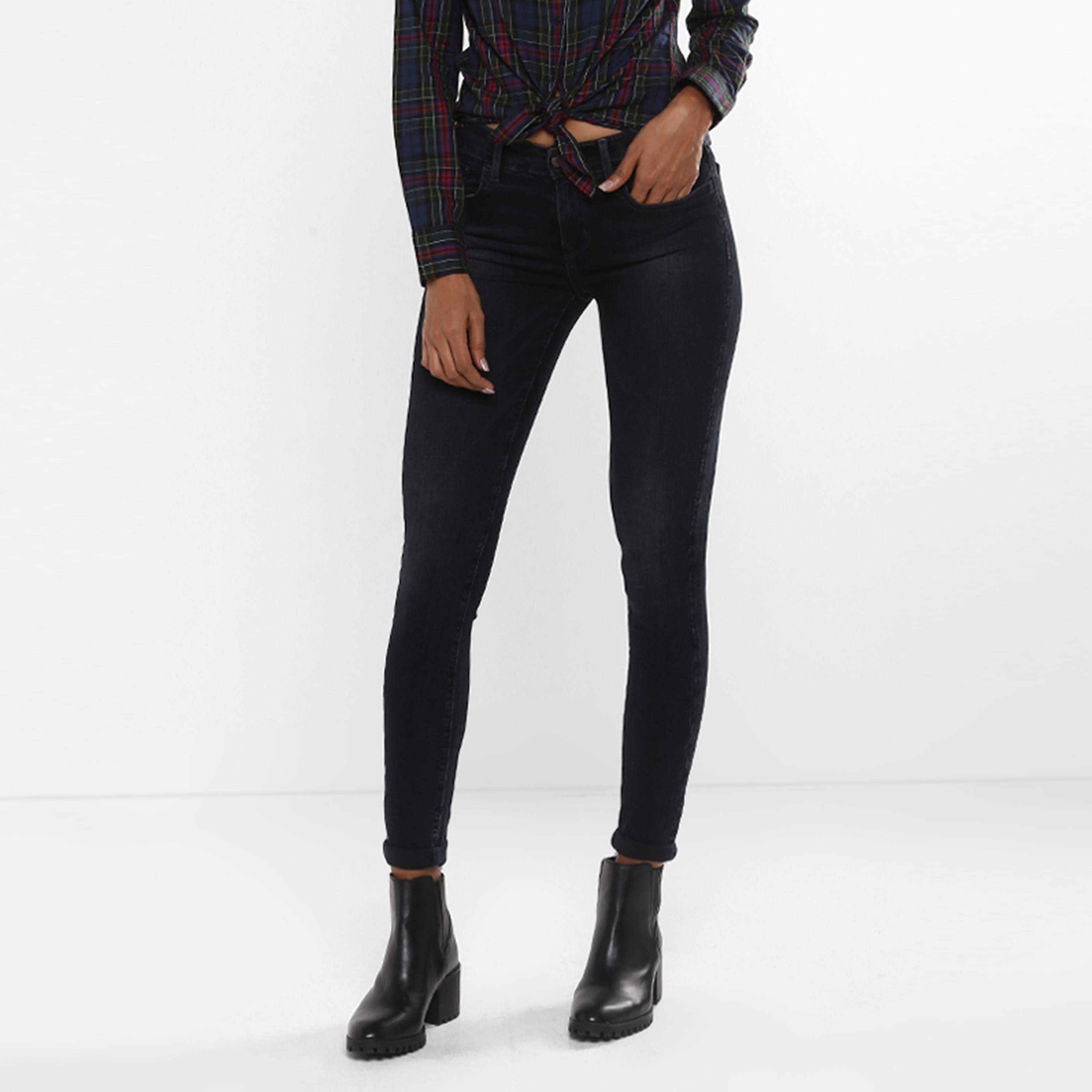 Levi's 710 Skinny Fit Black 5 Pockets Women's Jeans-women-clothing-bottoms-jeans-image-1